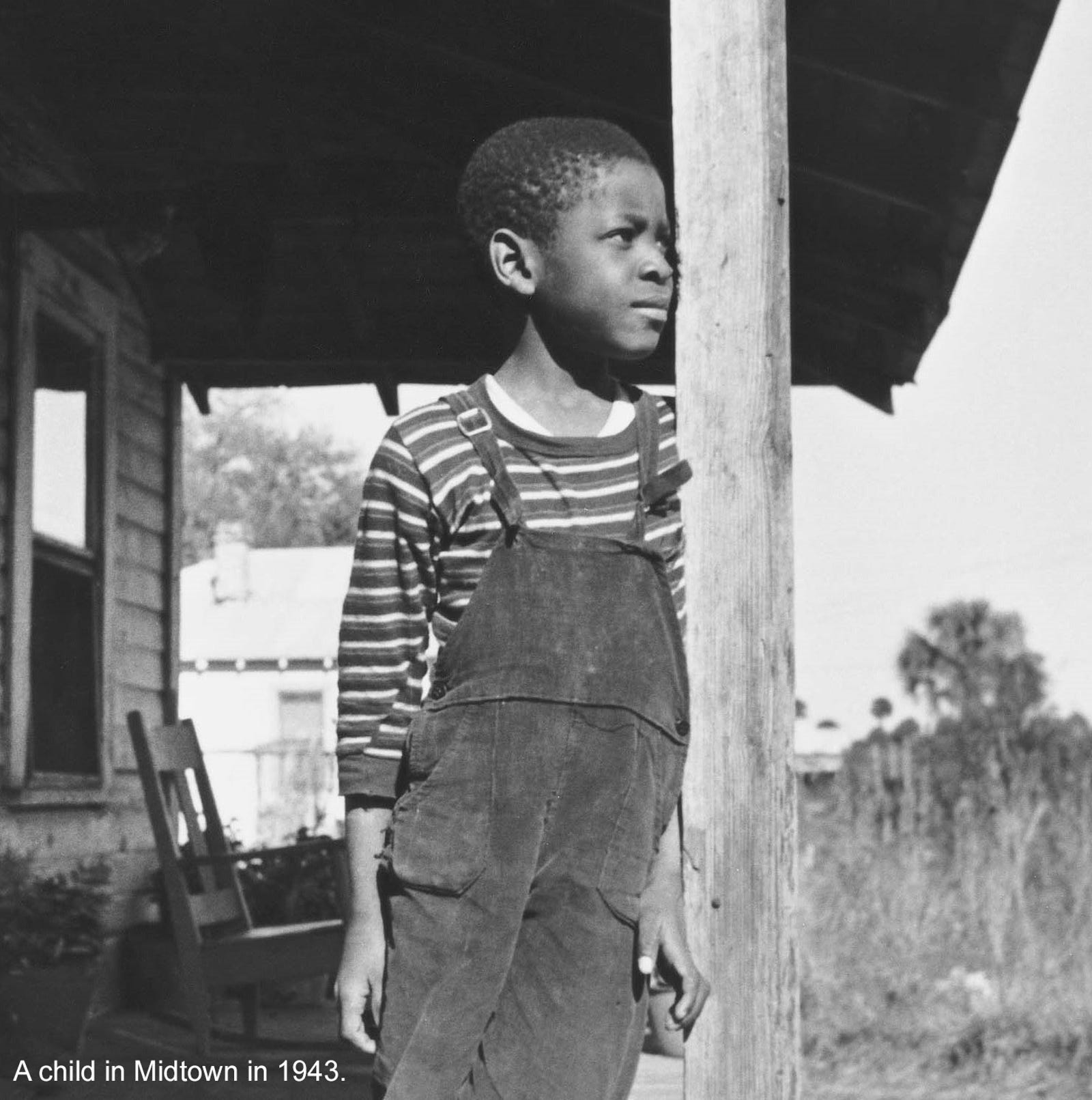 Iconic old black and white photos. - Picture of Kirby Ice House