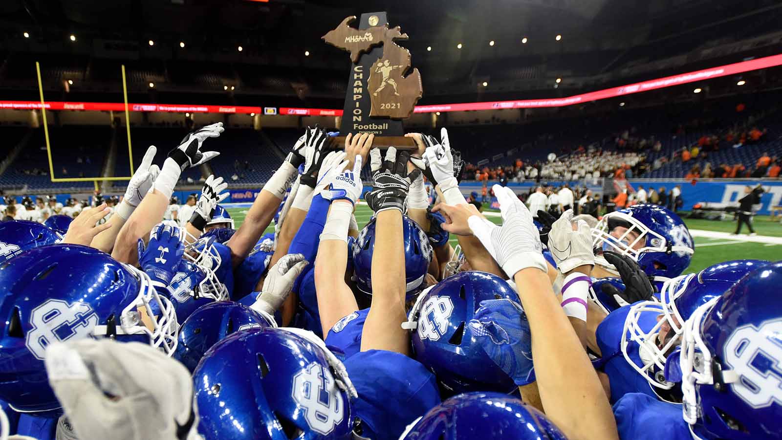 Passinault, Ziegler help Grand Rapids Catholic Central continue its dynasty with Division 5 title