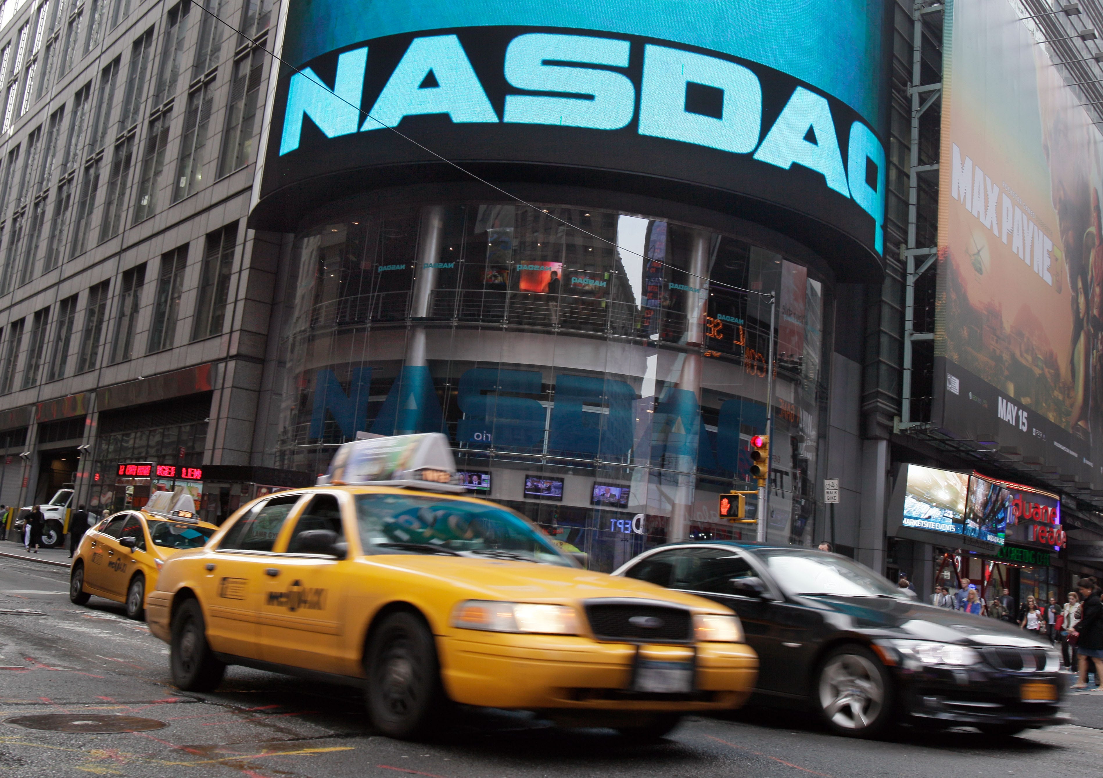 Http Www Usatoday Com Story Money Personalfinance 2015 04 18 Nerdwallet Closing Credit Card Accounts 25889397 2018 07 10t11 56 03 677z Https Www Gannett Cdn Com Media 2015 04 16 Usatoday Usatoday 635647948937736627 Cards Jpg