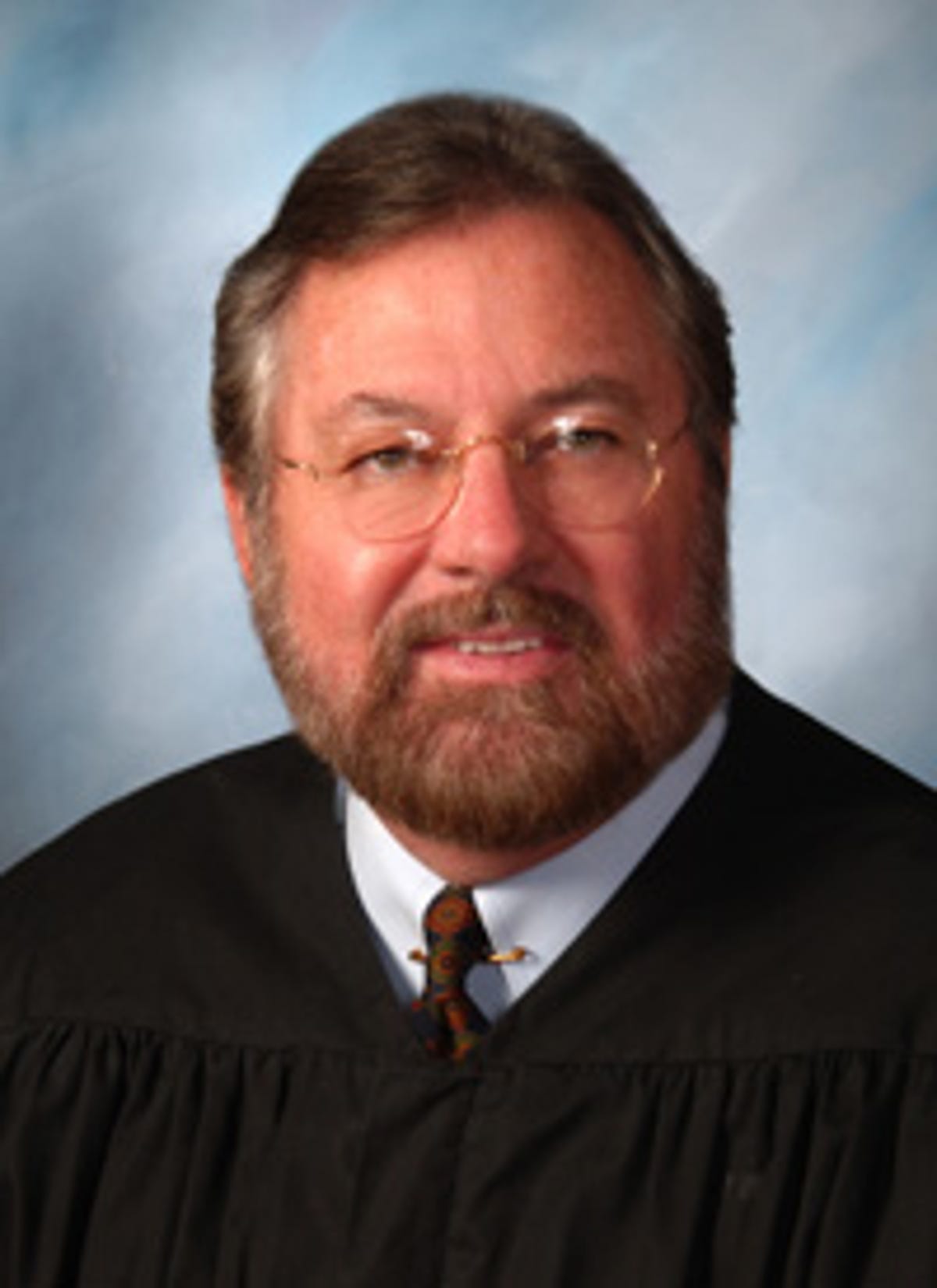 6 Women 2 Men Apply For Circuit Judge Opening