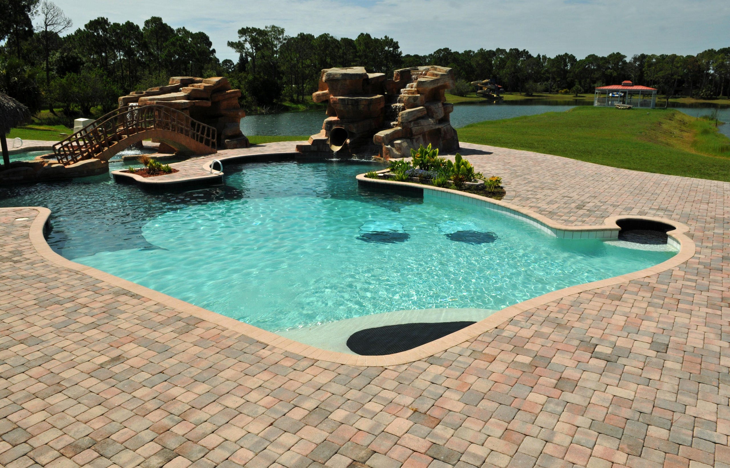 Disney House In Palm Bay Has 2 Mickey Mouse Pools
