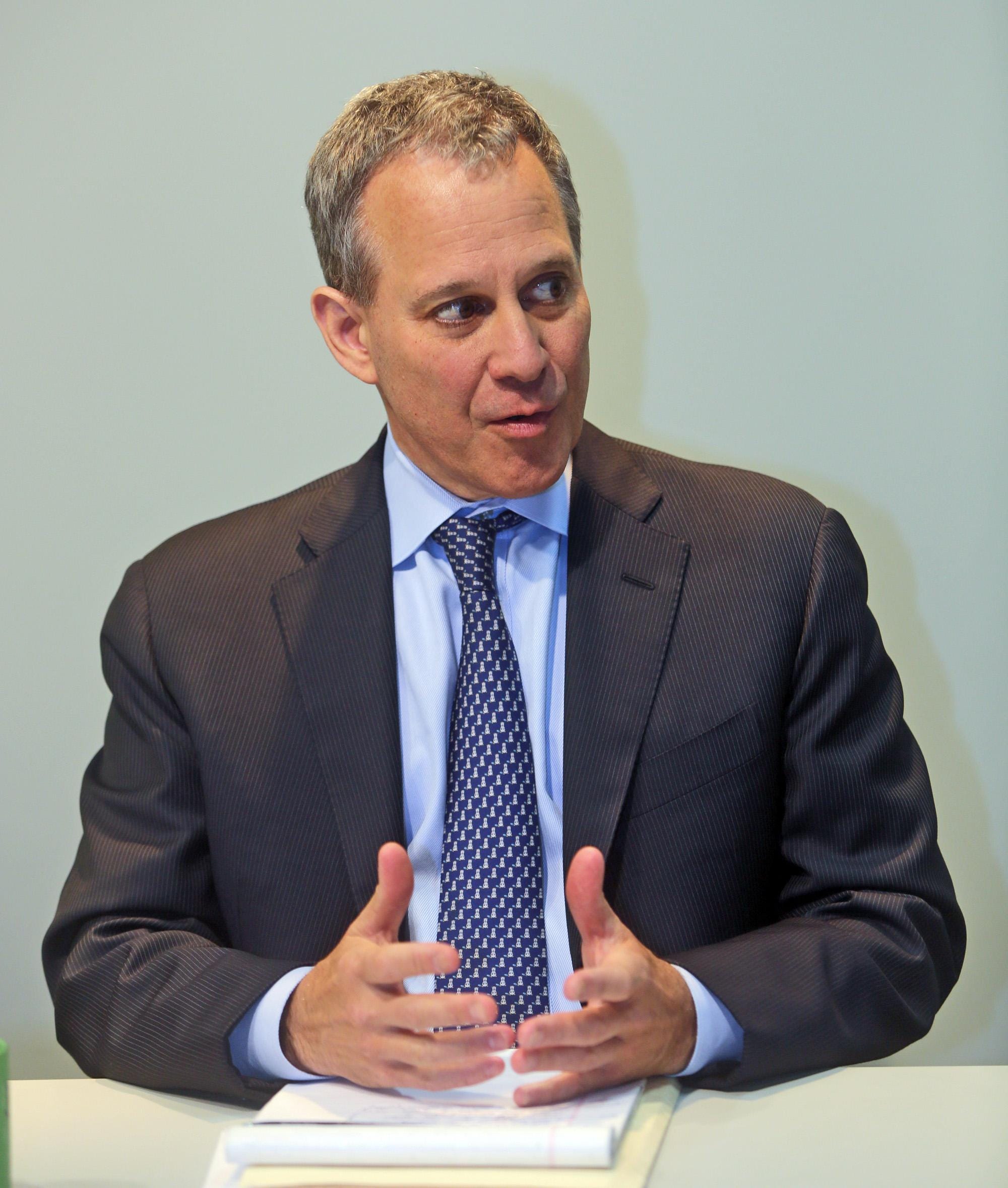 N.Y. AG Eric Schneiderman resigned amid violence accusations. Now what happens?