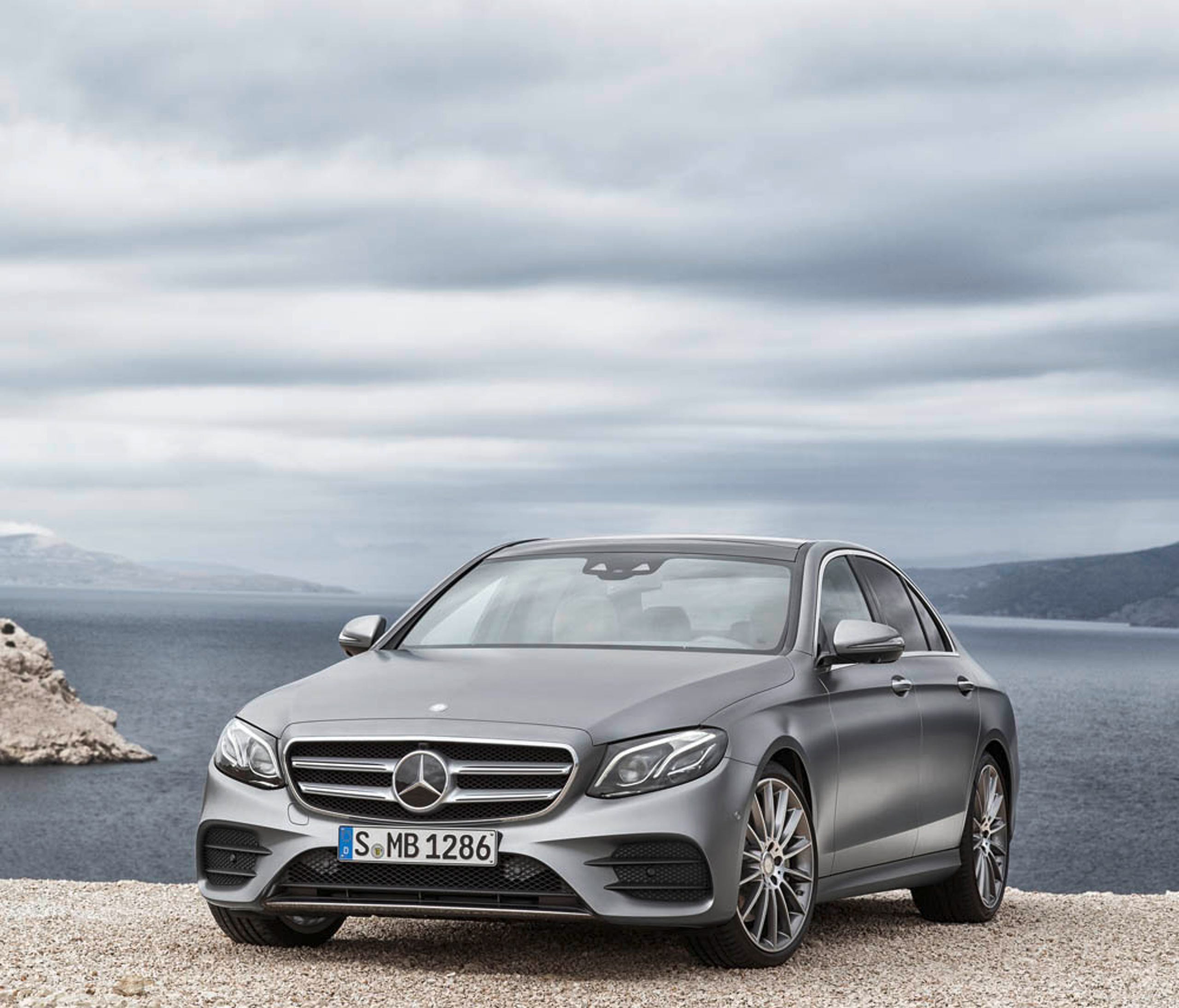 Photos 2017 Mercedes Benz E Class