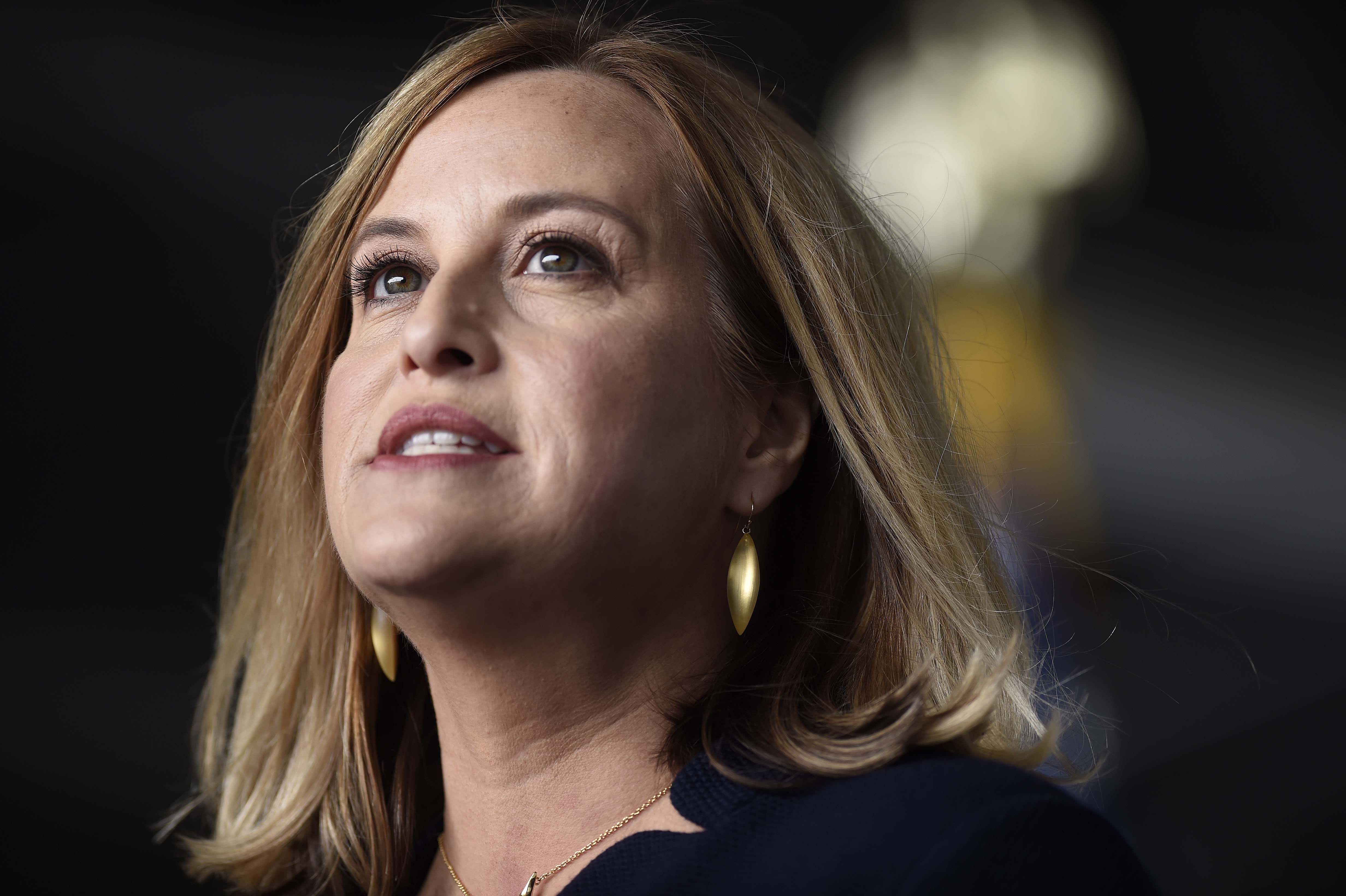 Nude cellphone photos, deleted chats photo