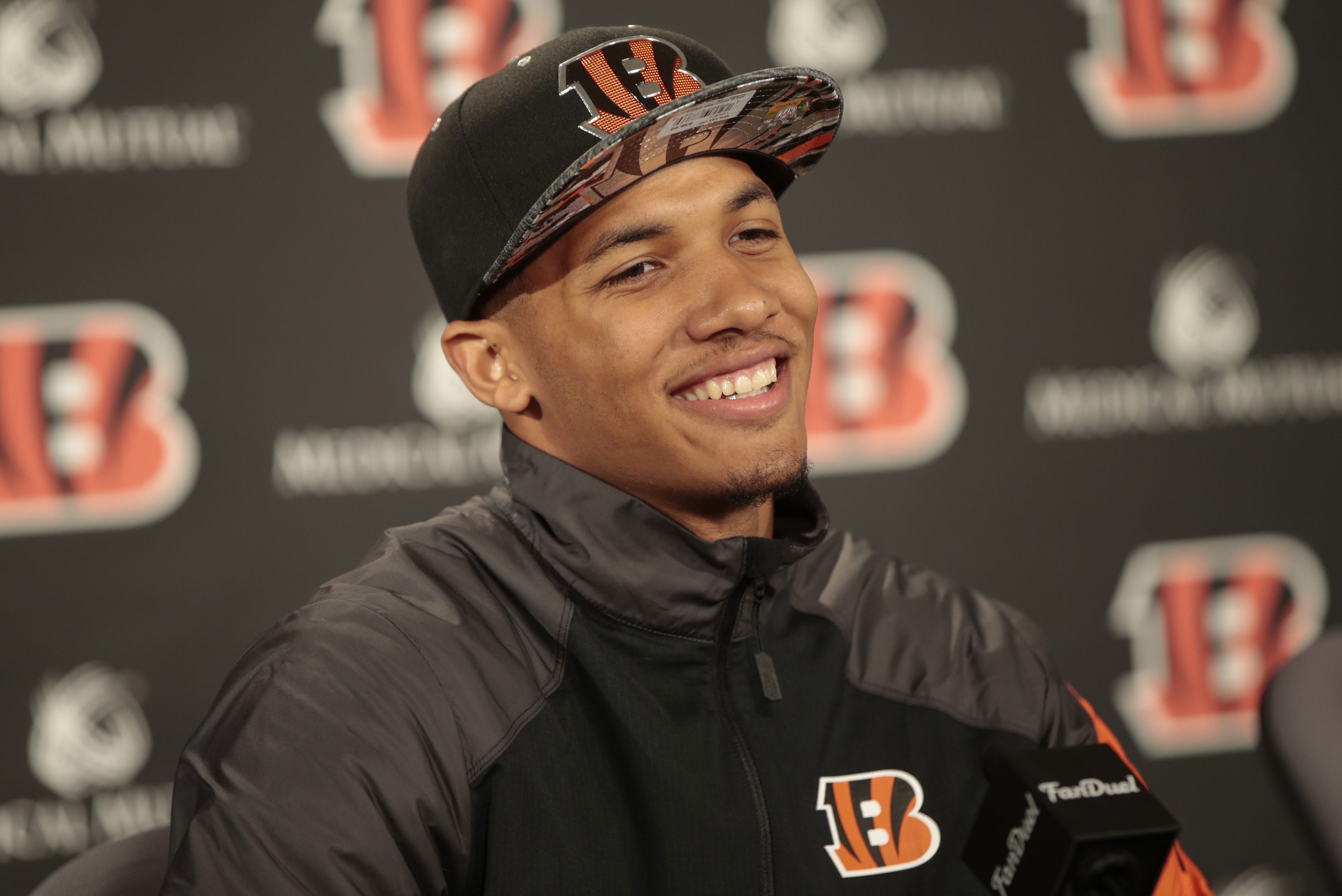 H sports. Бойд Бэнкс. Джан Ган Бойд.