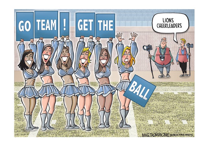 The Detroit Lions are getting cheerleaders.