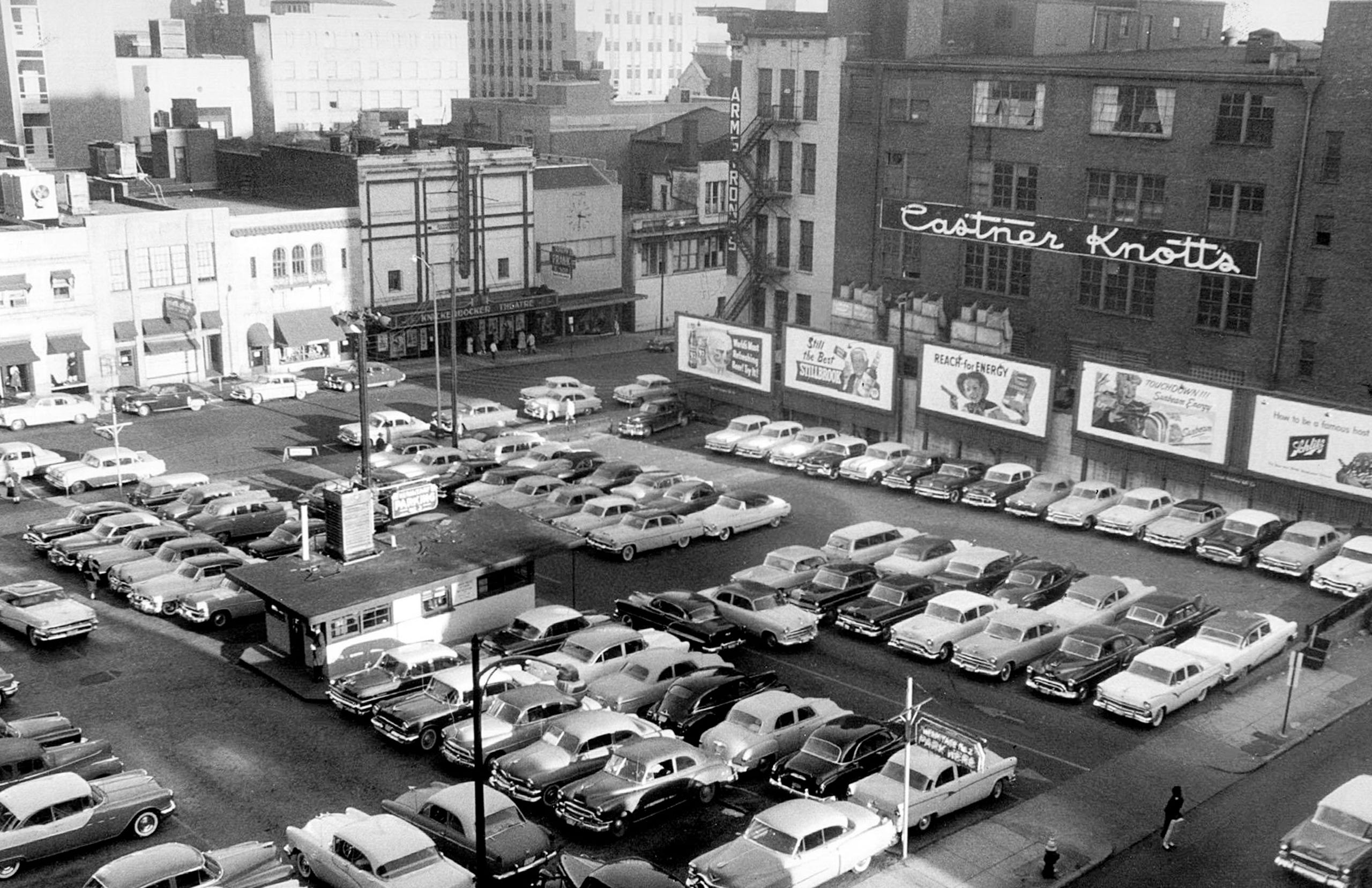 Looking Back The Castner Knott Department Stores Over The Years