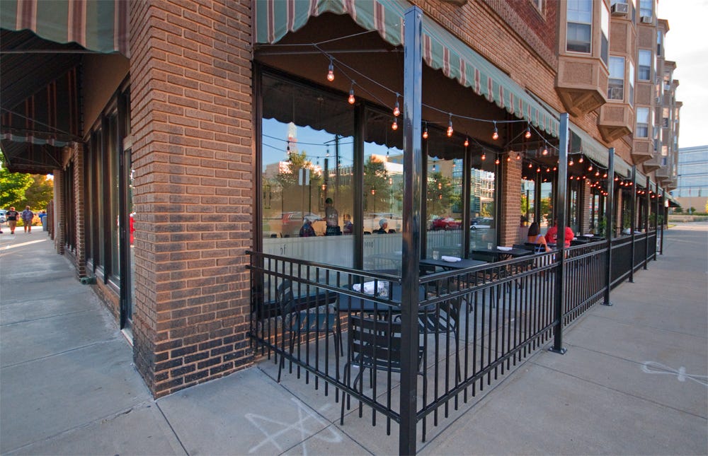 Explore these 15 rooftops and patios in Des Moines