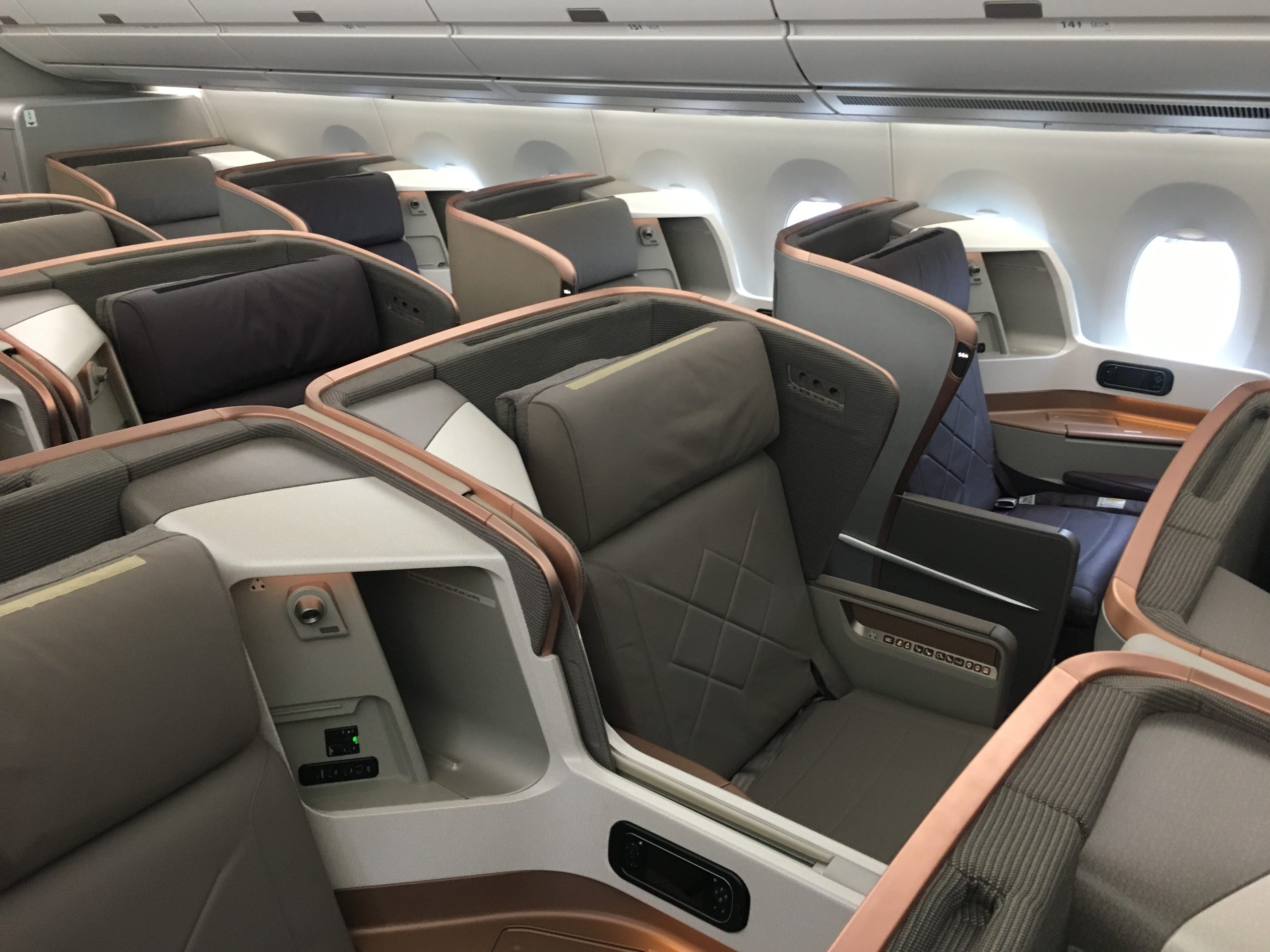 Singapore Airlines Shows Off Its Swanky New Airbus A350 In
