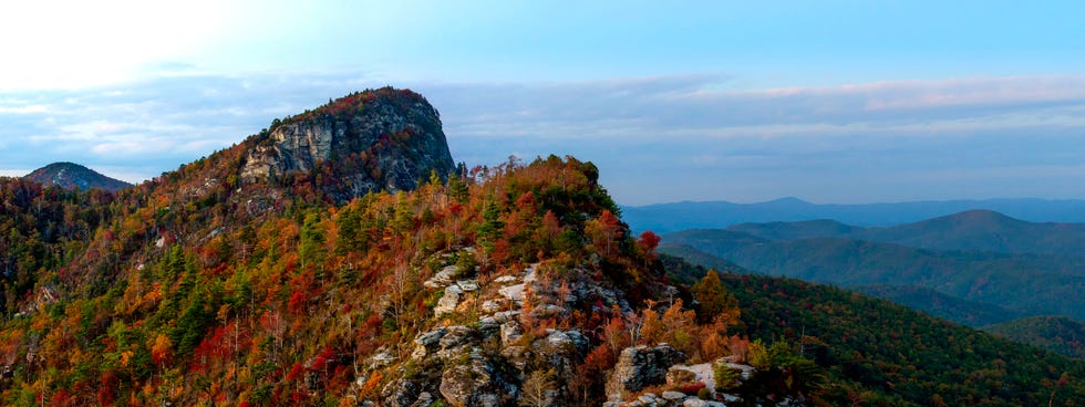 Where to go hiking near Ohio for the best fall foliage