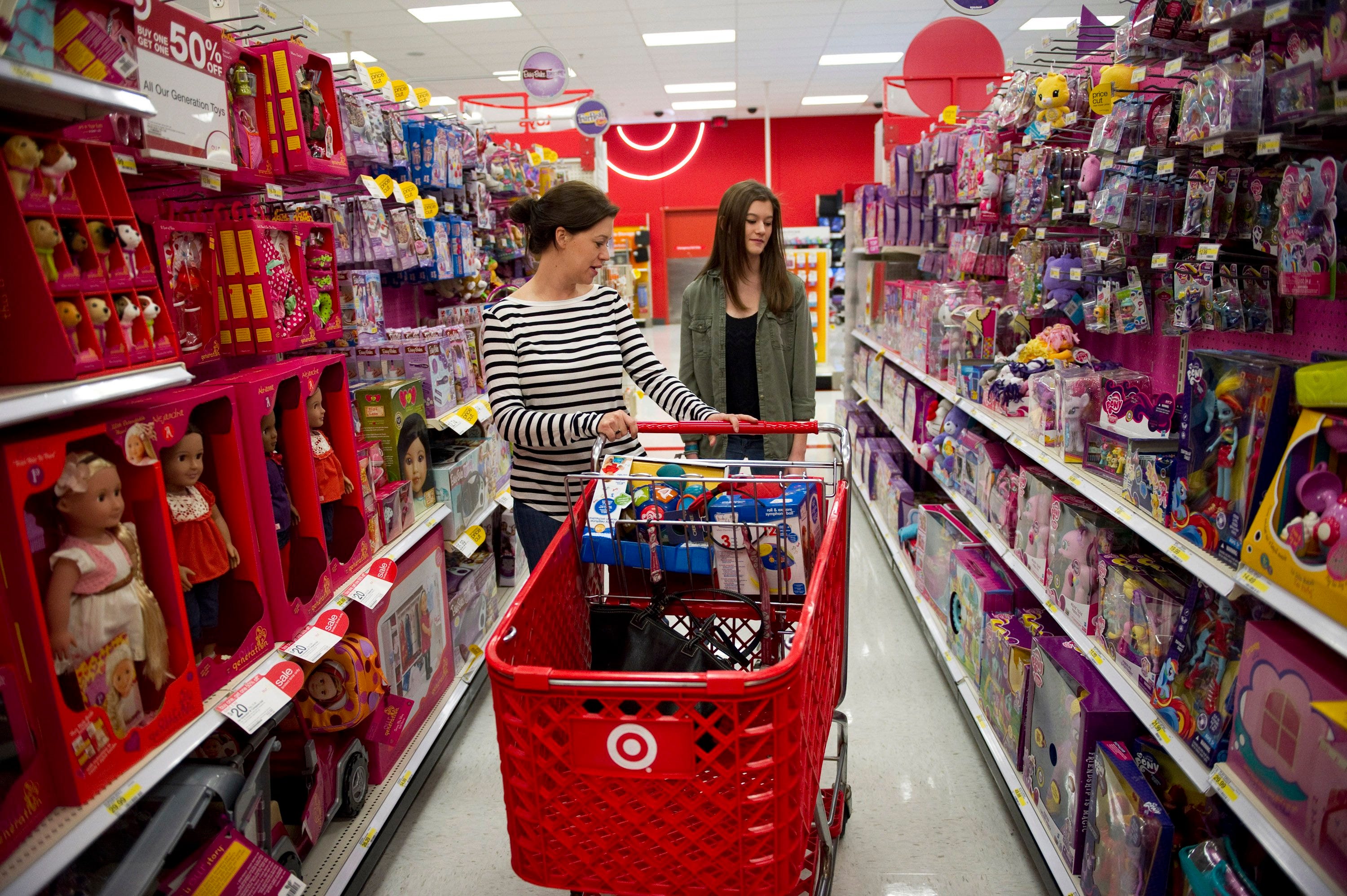 www.bagssaleusa.com | Target&#39;s Black Friday ad is out with amazing deals on TVs, iPads, iPhones and more
