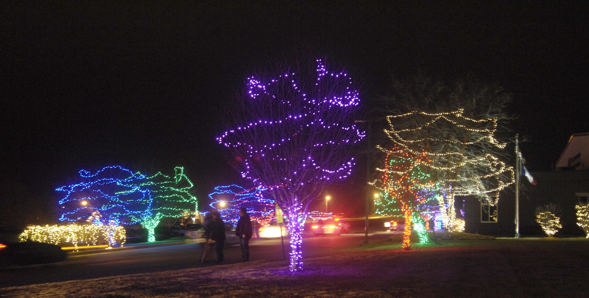 Top 10 Places In Iowa For Christmas Lights 2022 The Best Places To See Christmas Lights In Des Moines Area