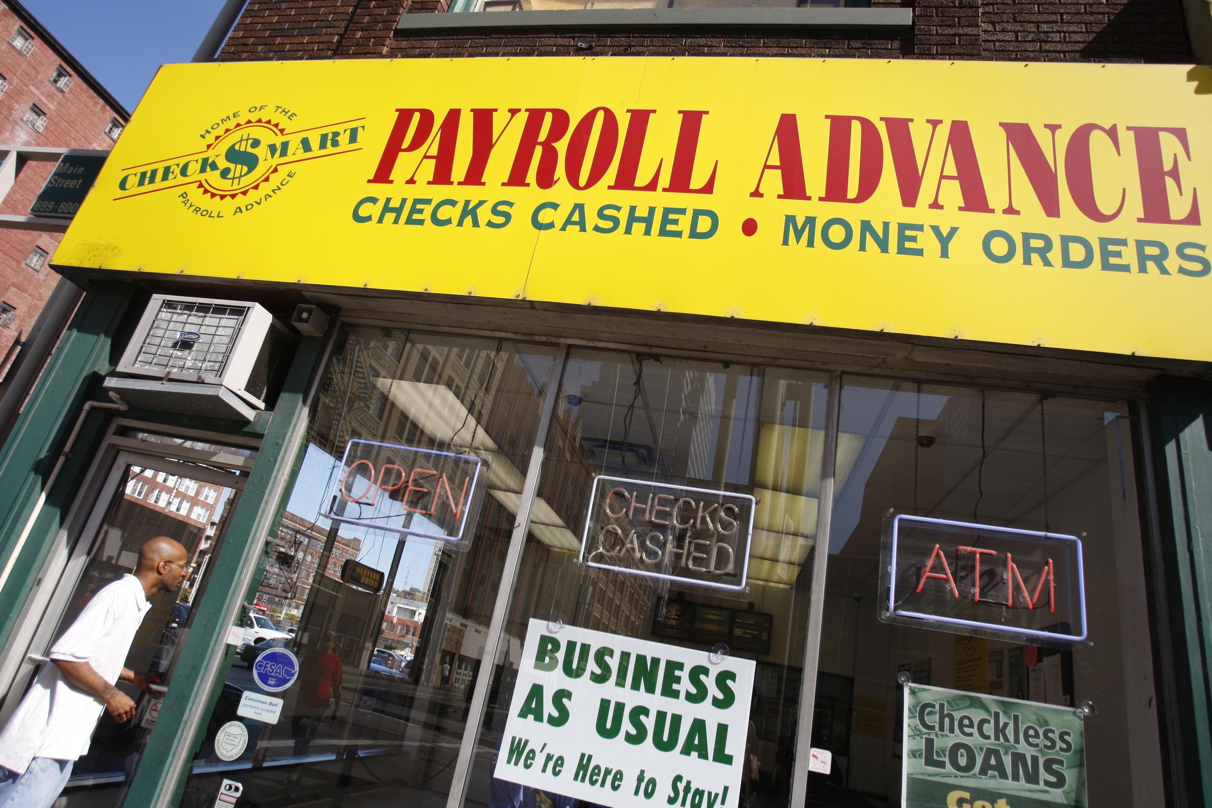 Gov. Kasich signed payday lending law. What it might mean for your loan.