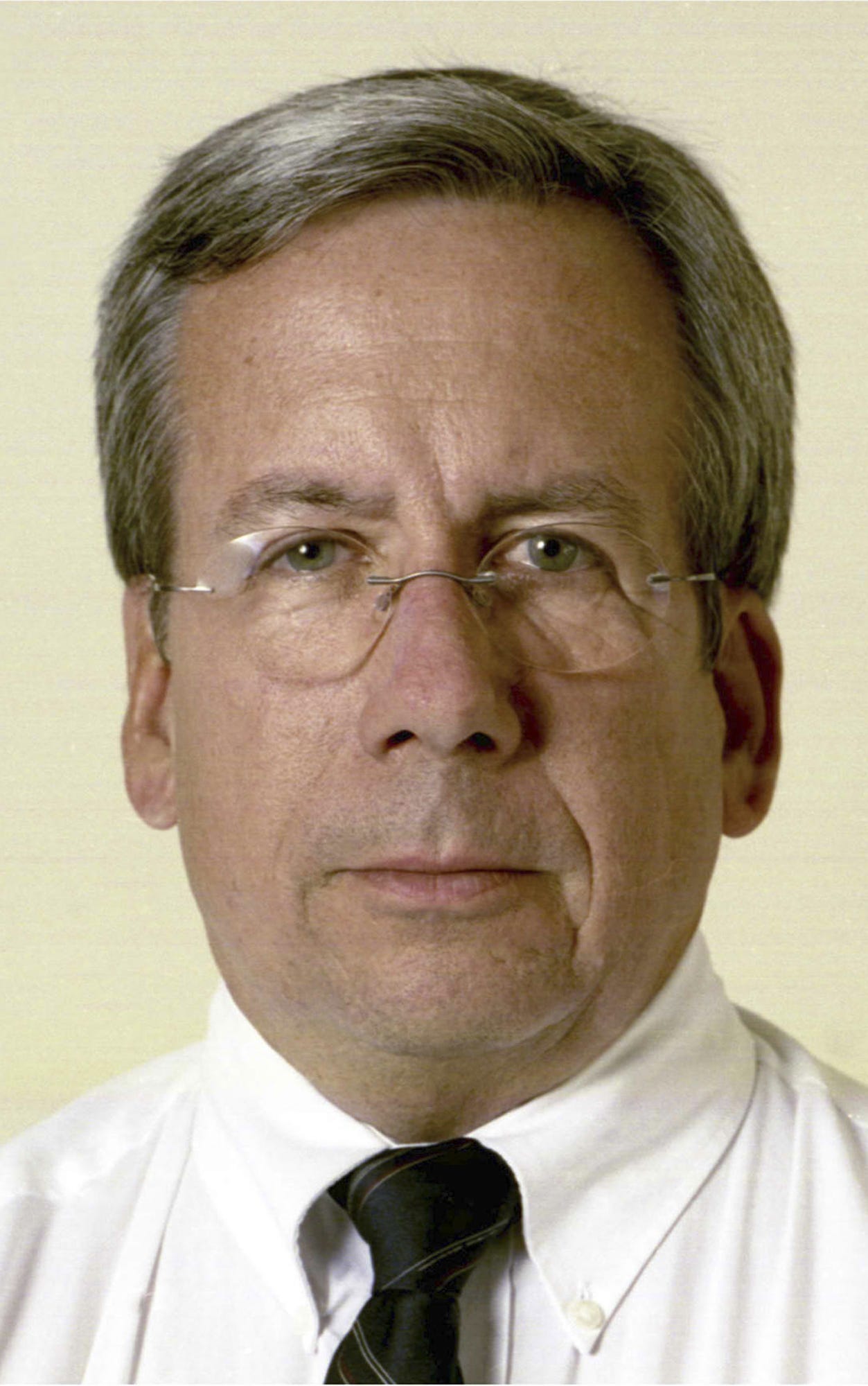 Ohio Supreme Court Justice Bill O'Neill says he'll resign as judge to run for governor