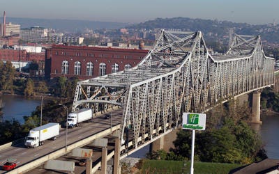 Trump doesn't mention Brent Spence, a bridge he promised to replace