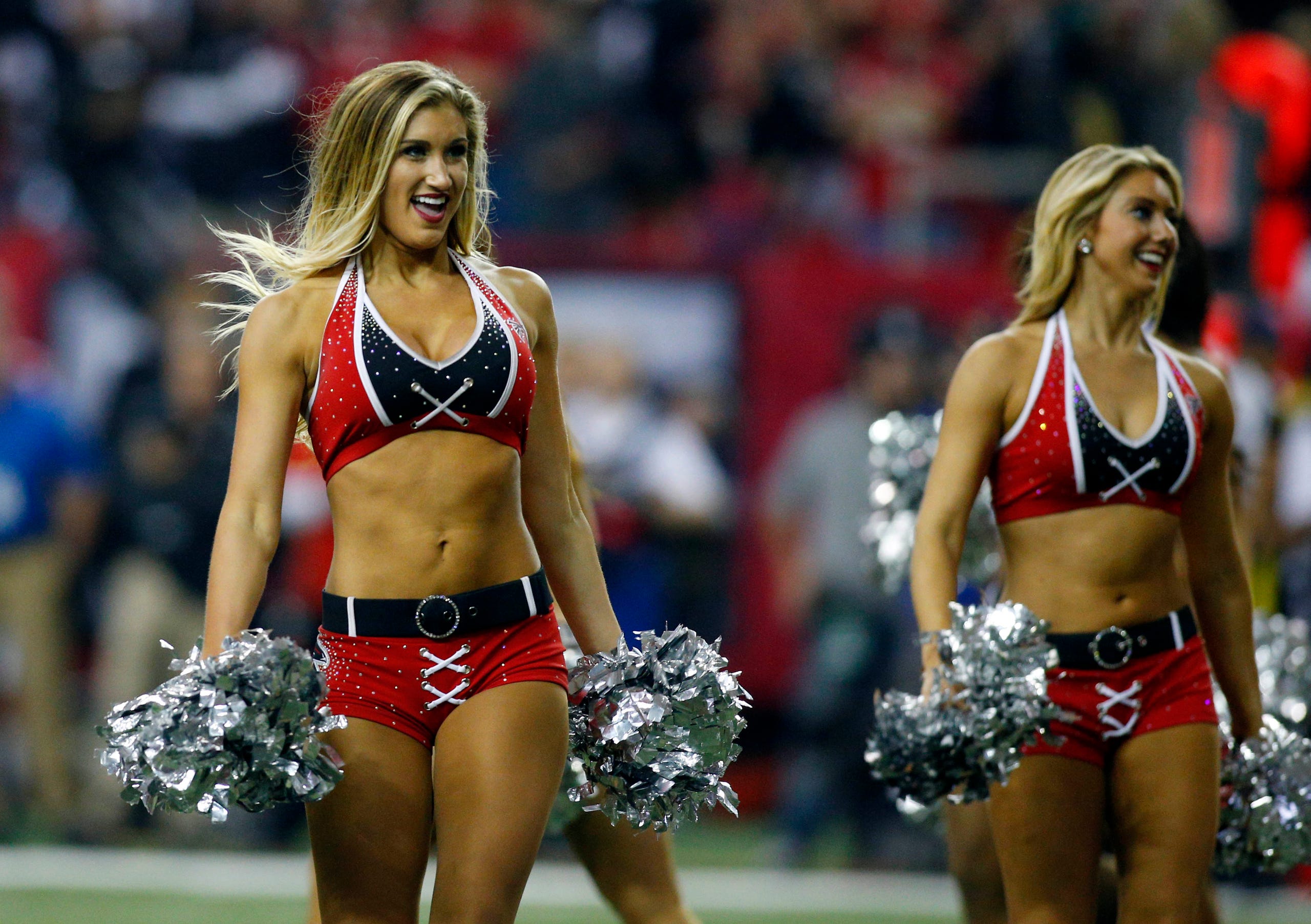 Nfl Cheerleaders In 2016 Season