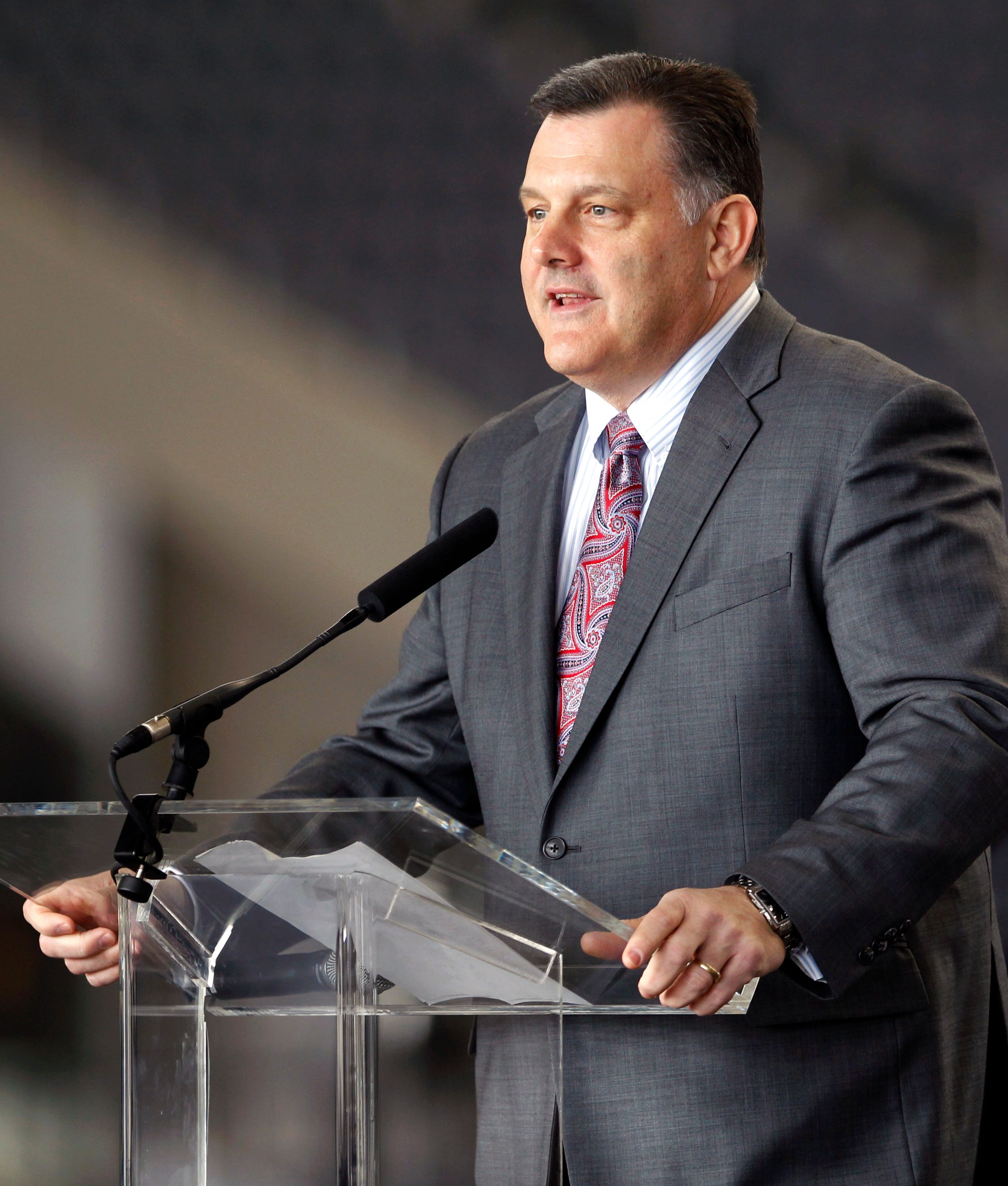 USA Gymnastics board takes up Steve Penny's future