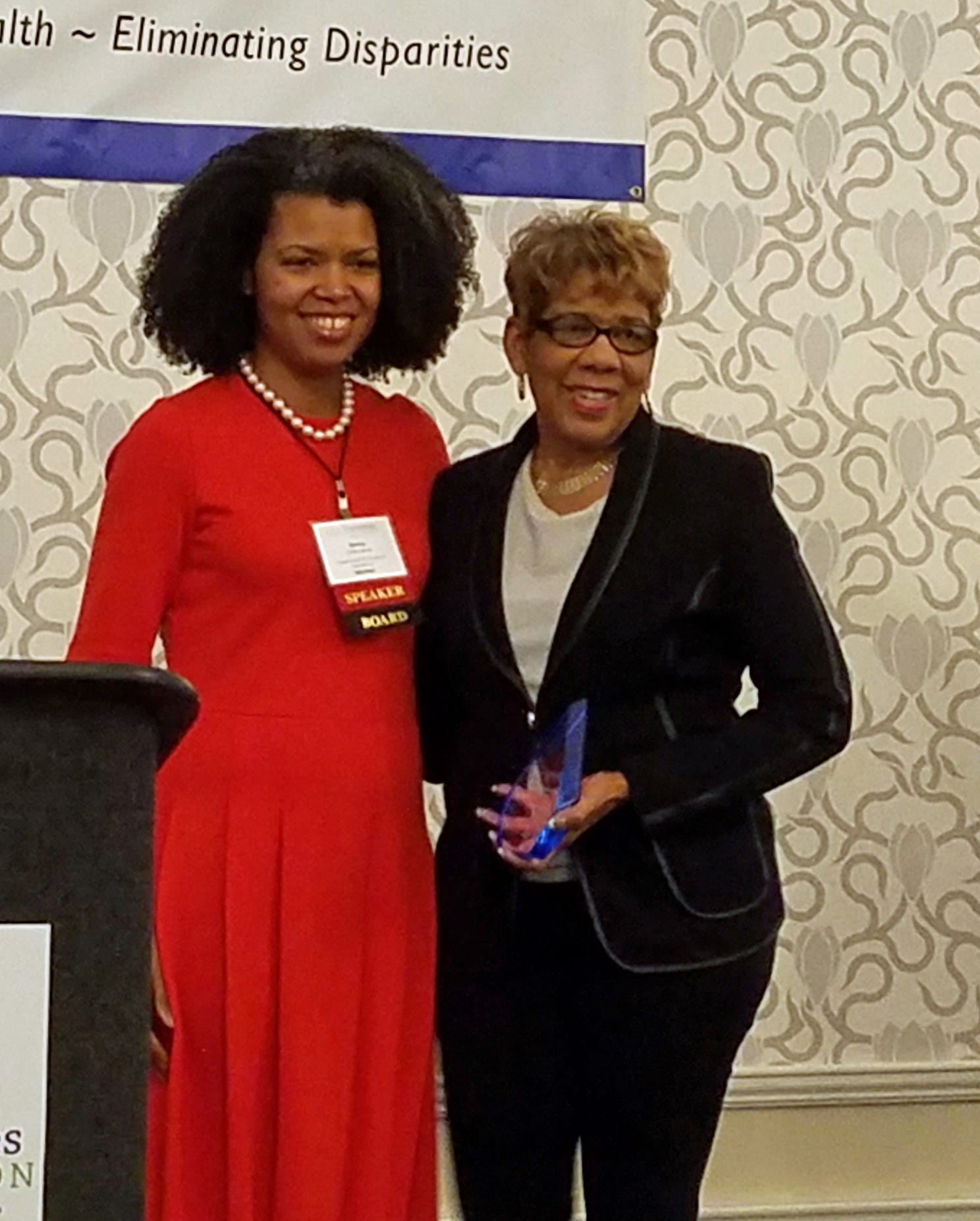 Judith Warren, Cincinnati advocate, receives award
