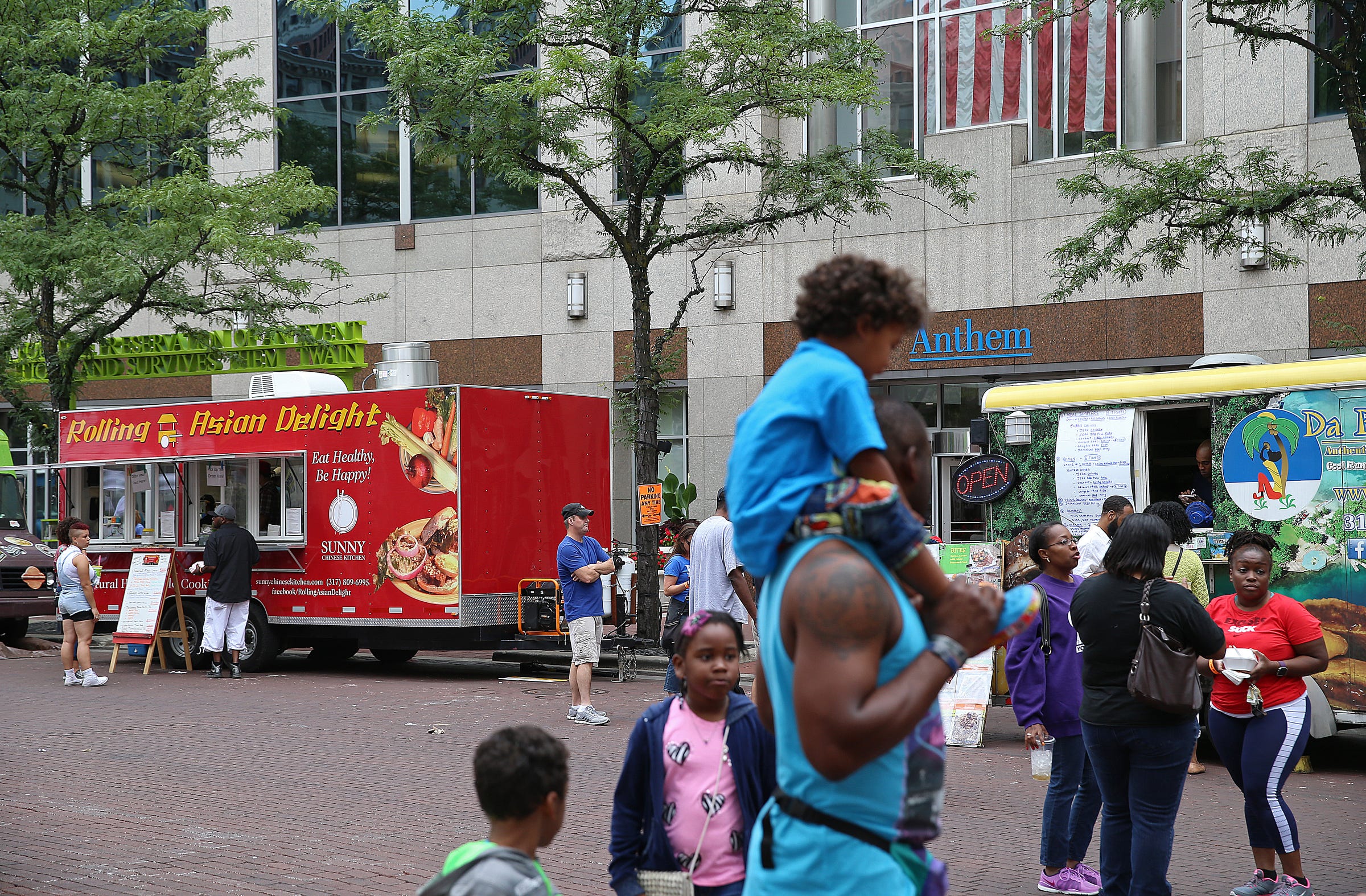 Food trucks claim favoritism over prized events Downtown
