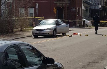 Police: Driver shot in Walnut Hills has died