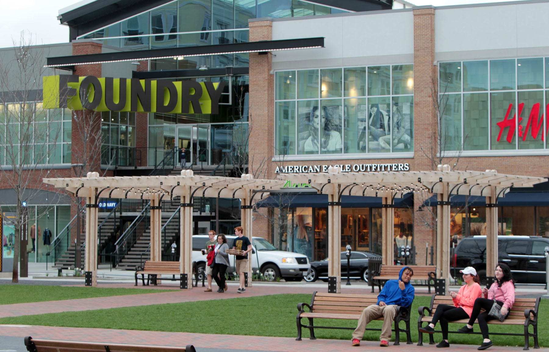 Liberty Center gets green light from township for outdoor drinking area