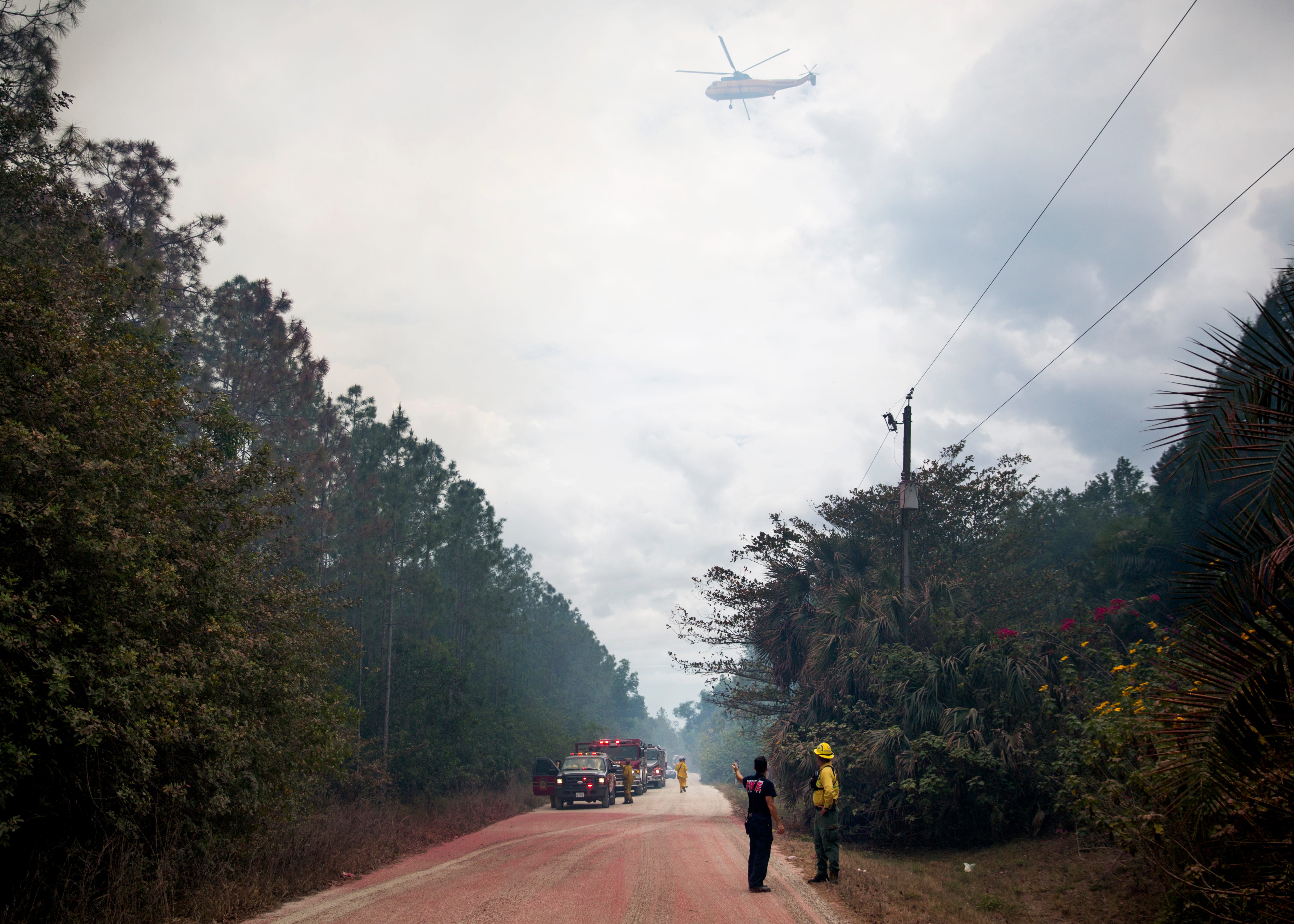 Florida brush fire destroys 3 homes, residential evacuation lifted