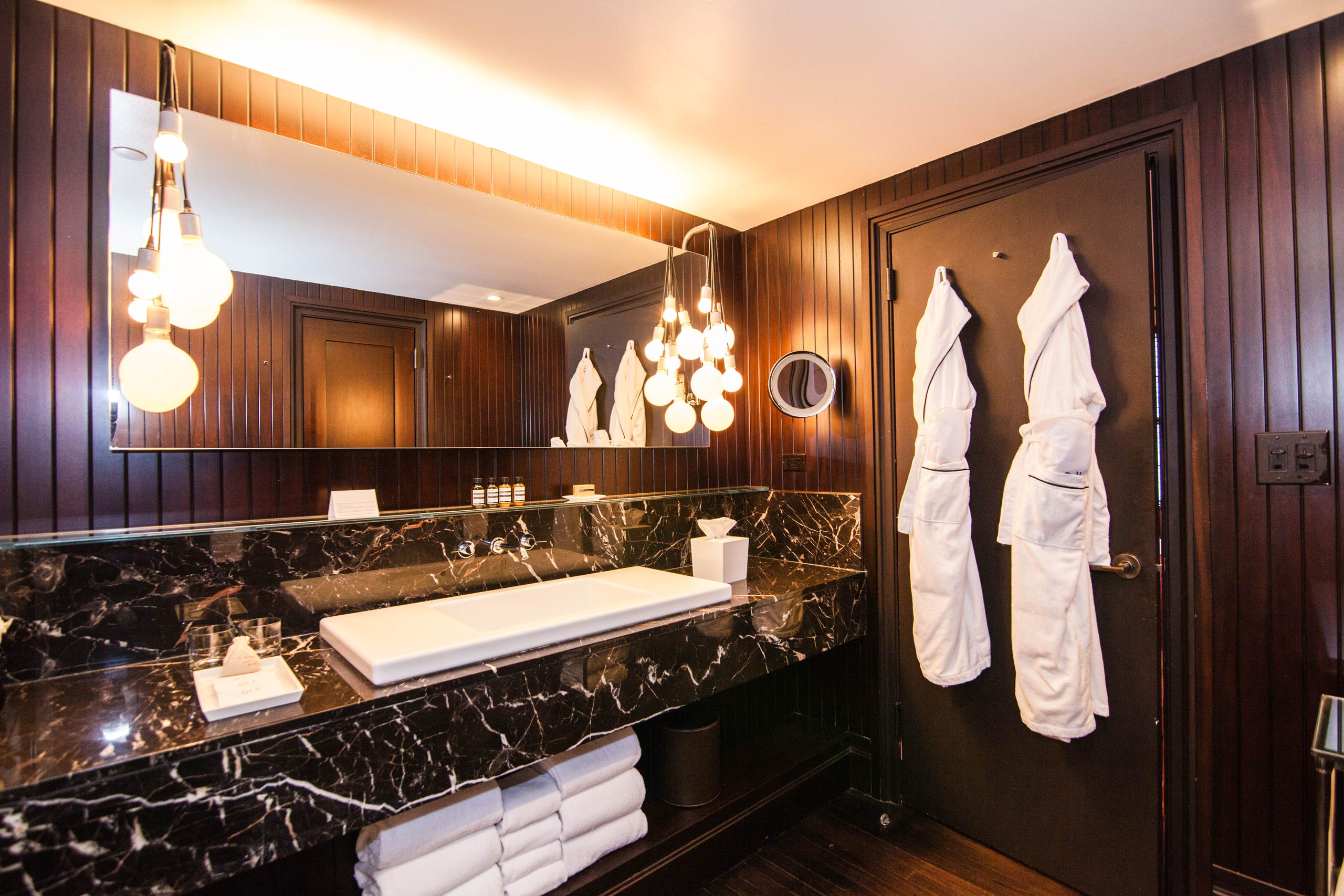 America S Most Luxurious Hotel Bathrooms