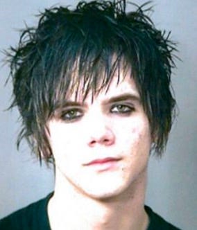 Police arrested 25-year-old man with runaway at motel