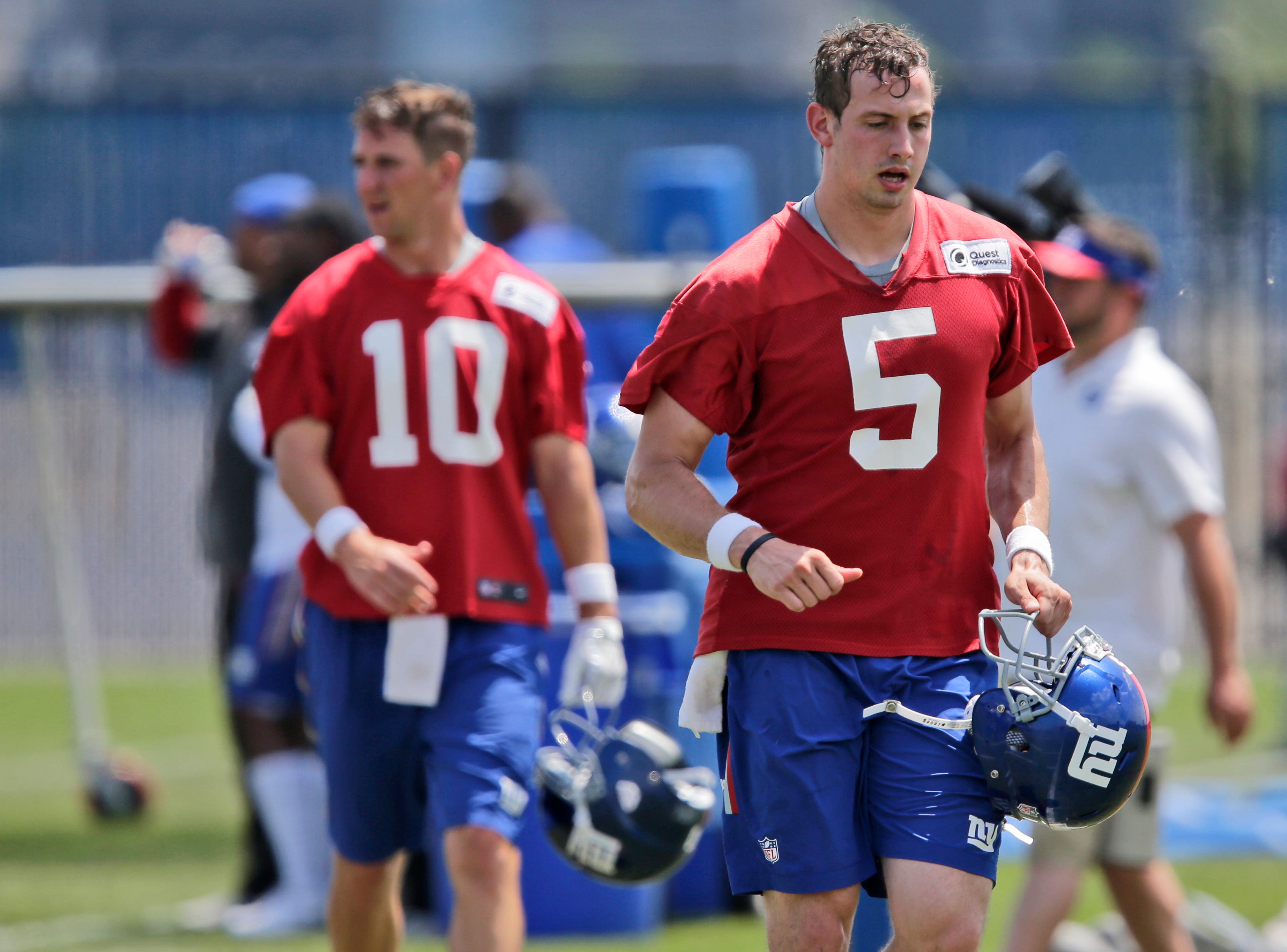 Eli Manning, Davis Webb and Giants questions about present and future at quarterback
