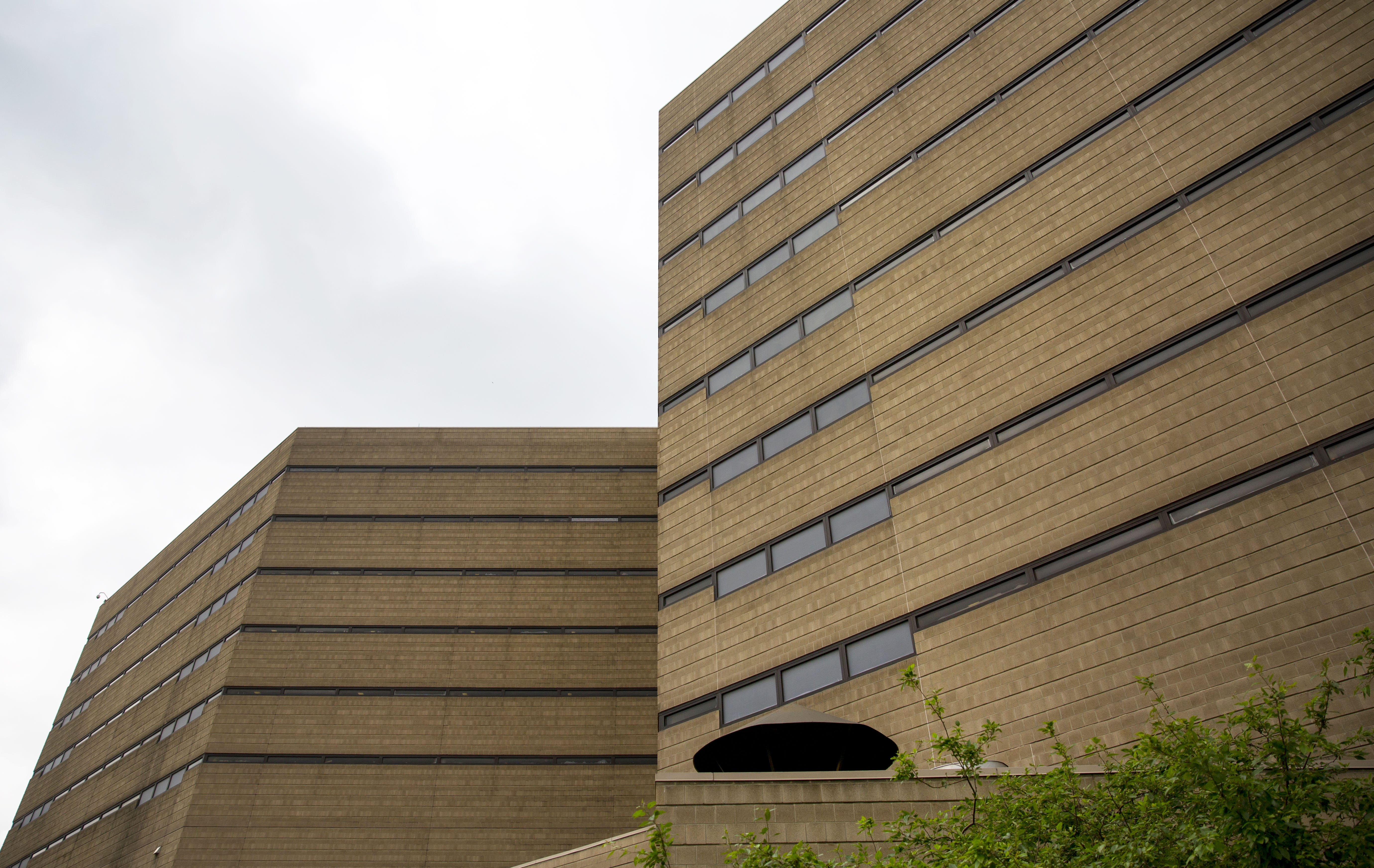 Lawsuit: Hamilton County jail inmate 'protested' overcrowding, put in solitary