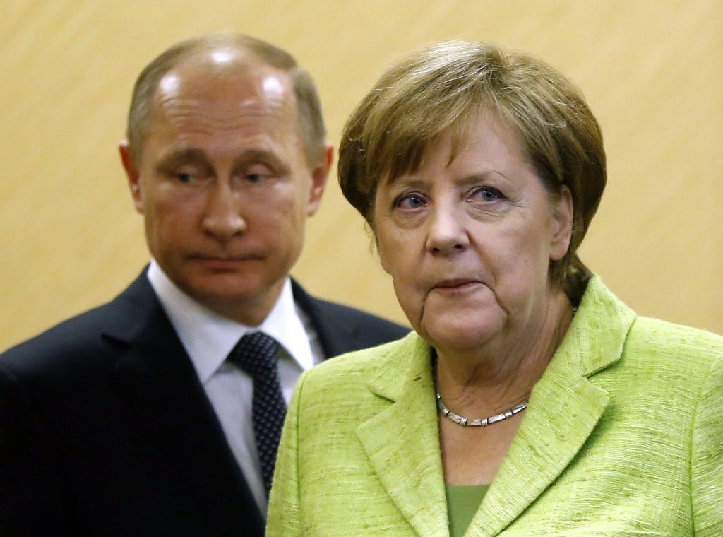 Putin Used A Dog To Scare Merkel And Other Reasons They Won T Get Along At G 20 Summit Kgw Com