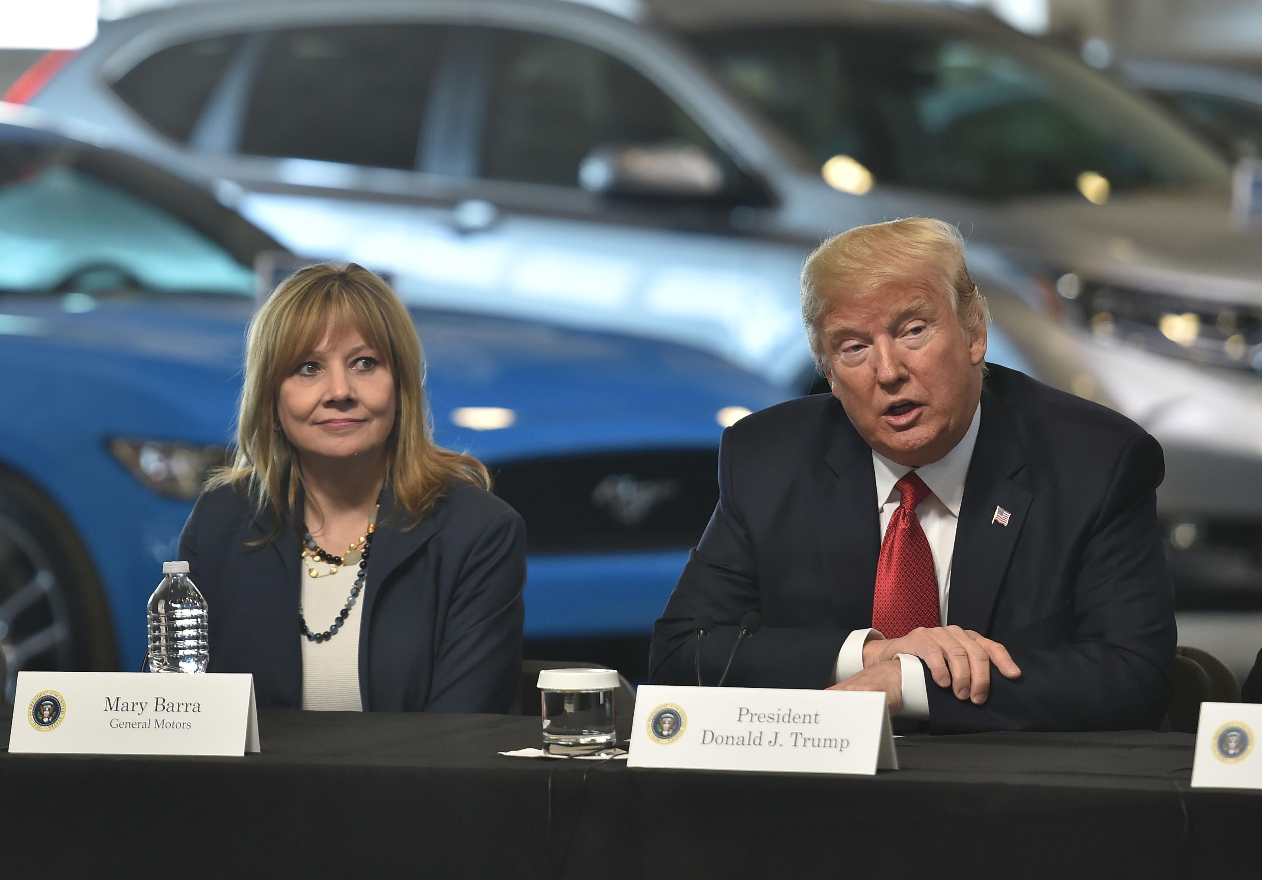 Howes: CEOs bolt Trump panels, delivering sharp rebuke Howes: CEOs bolt Trump panels, delivering sharp rebuke