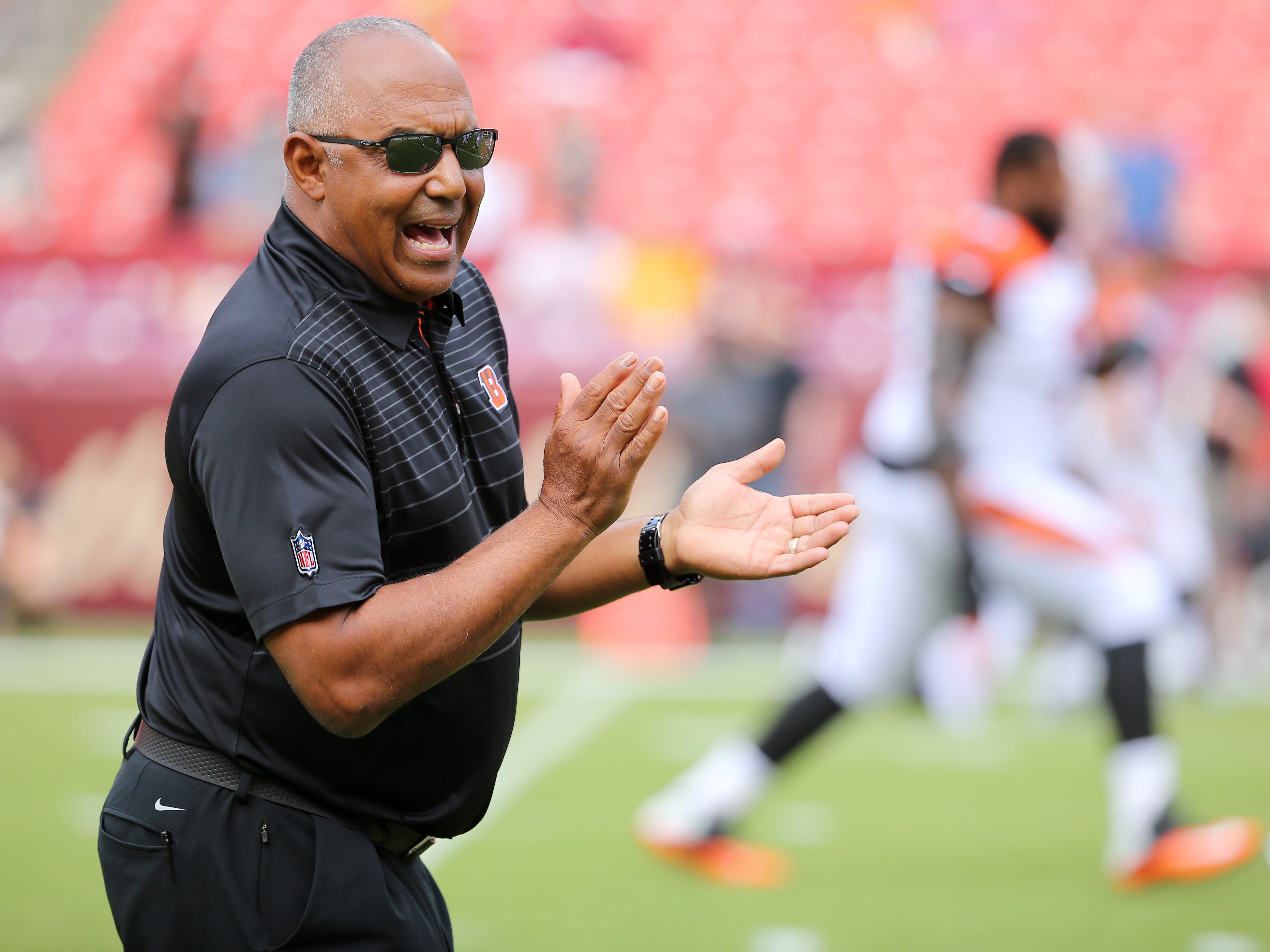 Marvin Lewis returns as Cincinnati Bengals’ head coach through 2019