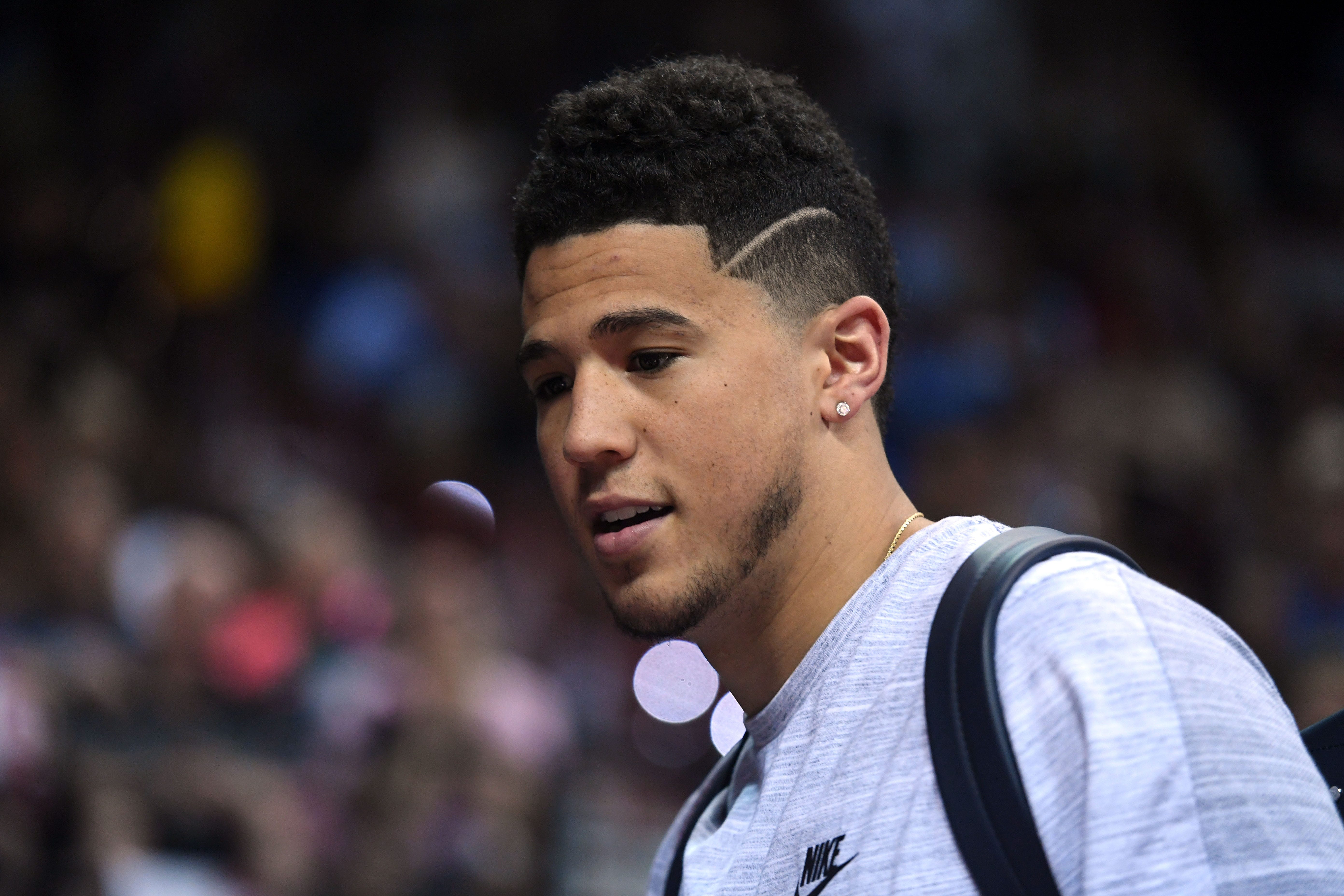 Suns' Devin Booker buys 270 tickets for Phoenix Mercury playoff game -...