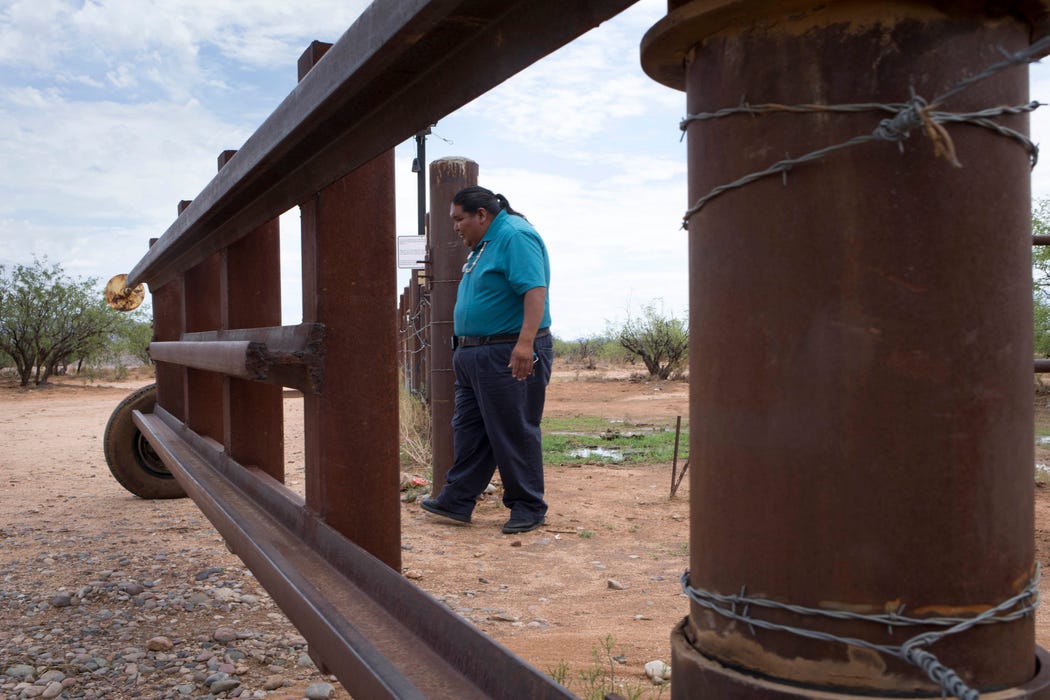 US-Mexico border: Arizona's open door