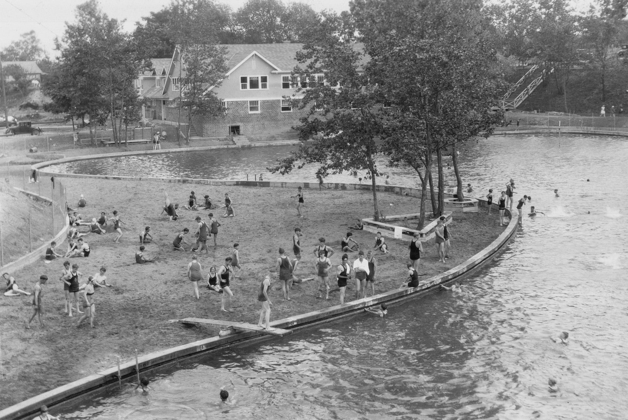 Whatever happened to: Longacre swimming pool