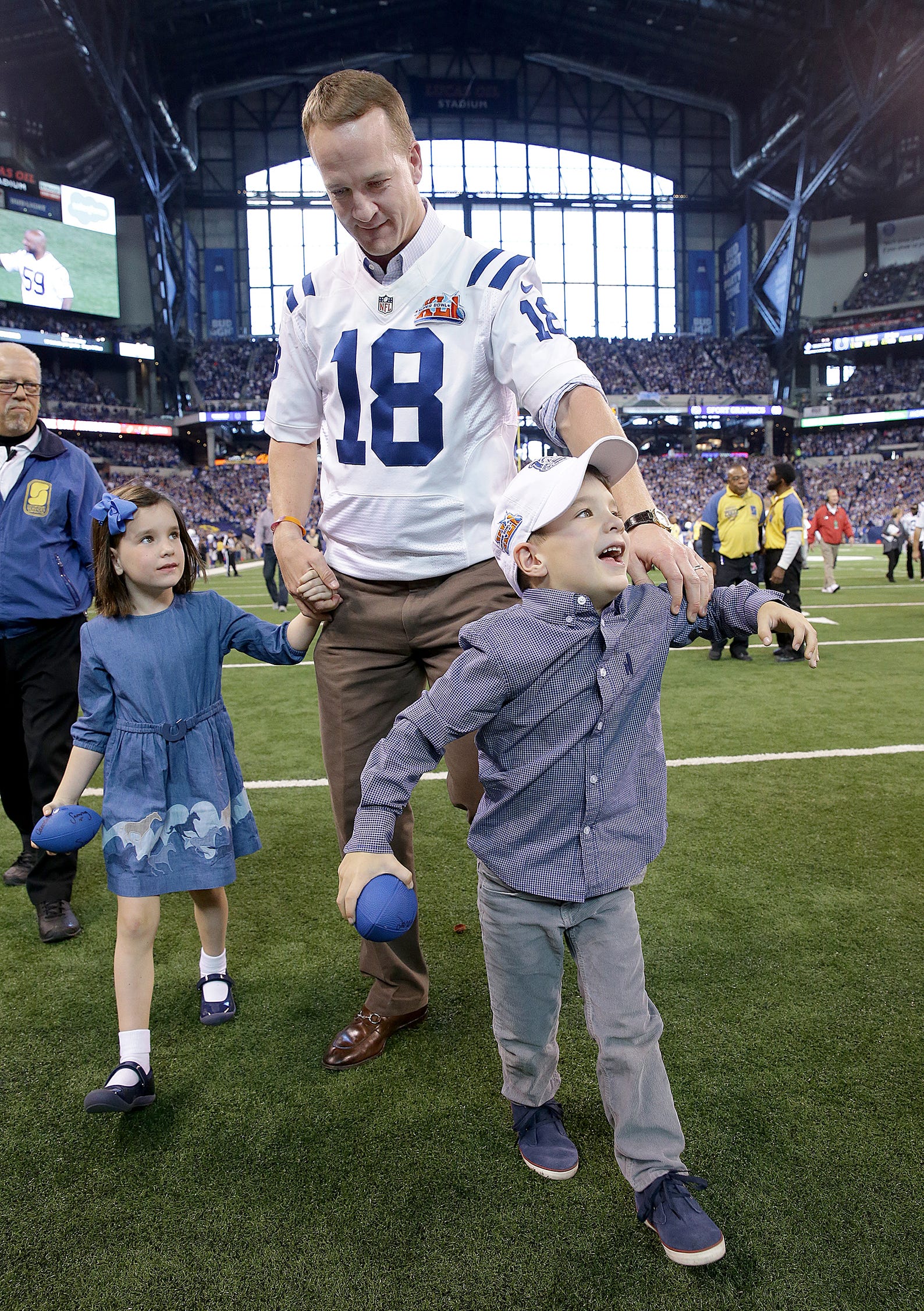 Peyton Manning's children are huge fans of Patrick Mahomes and the Chiefs 2 Peyton Manning