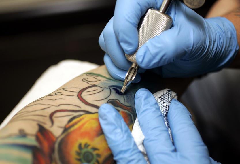 Report More Young People Have Tattoos And Piercings Than Ever Before Wbir Com