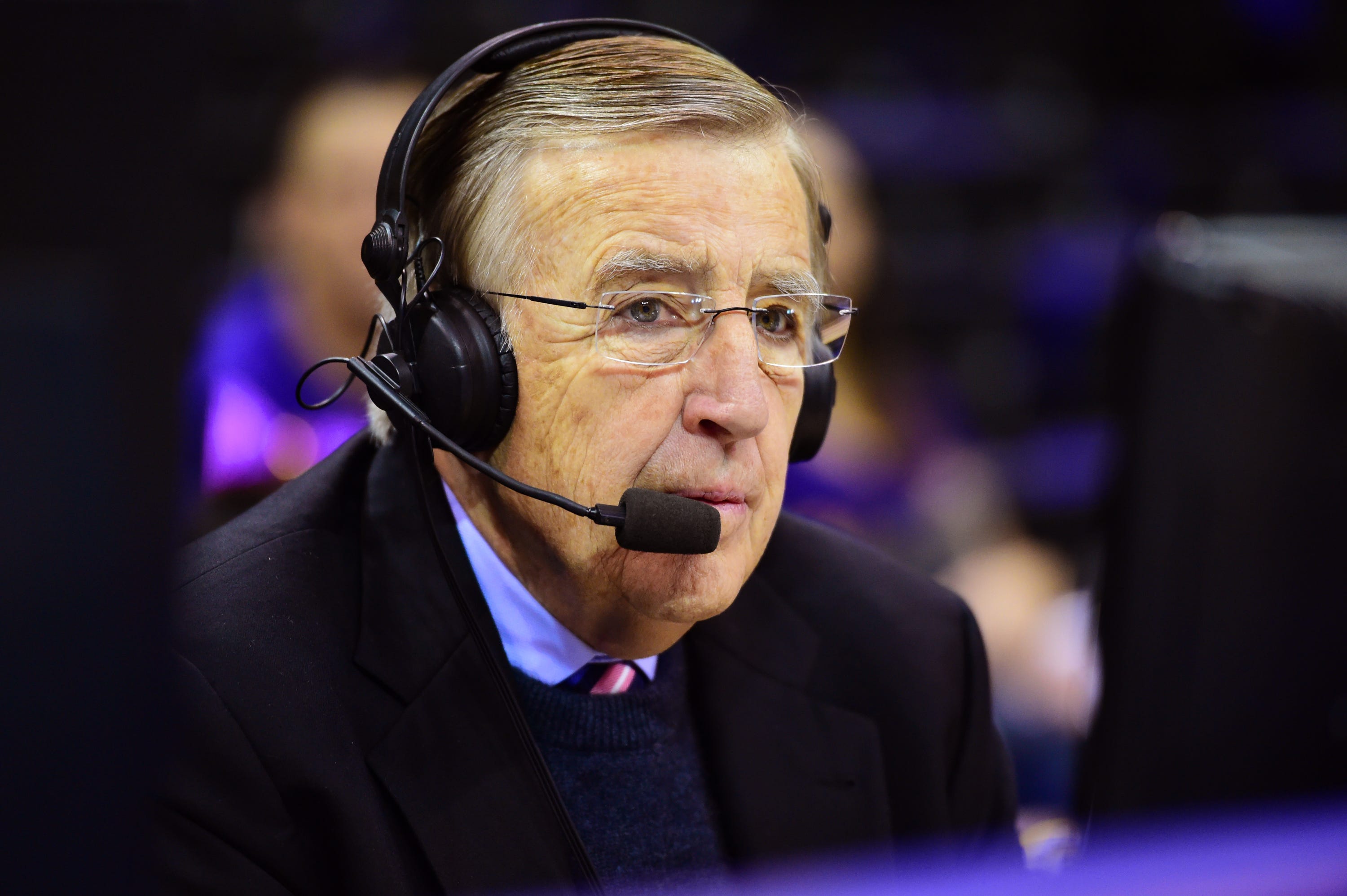 Brent Musburger says 49ers 'instigated protest'