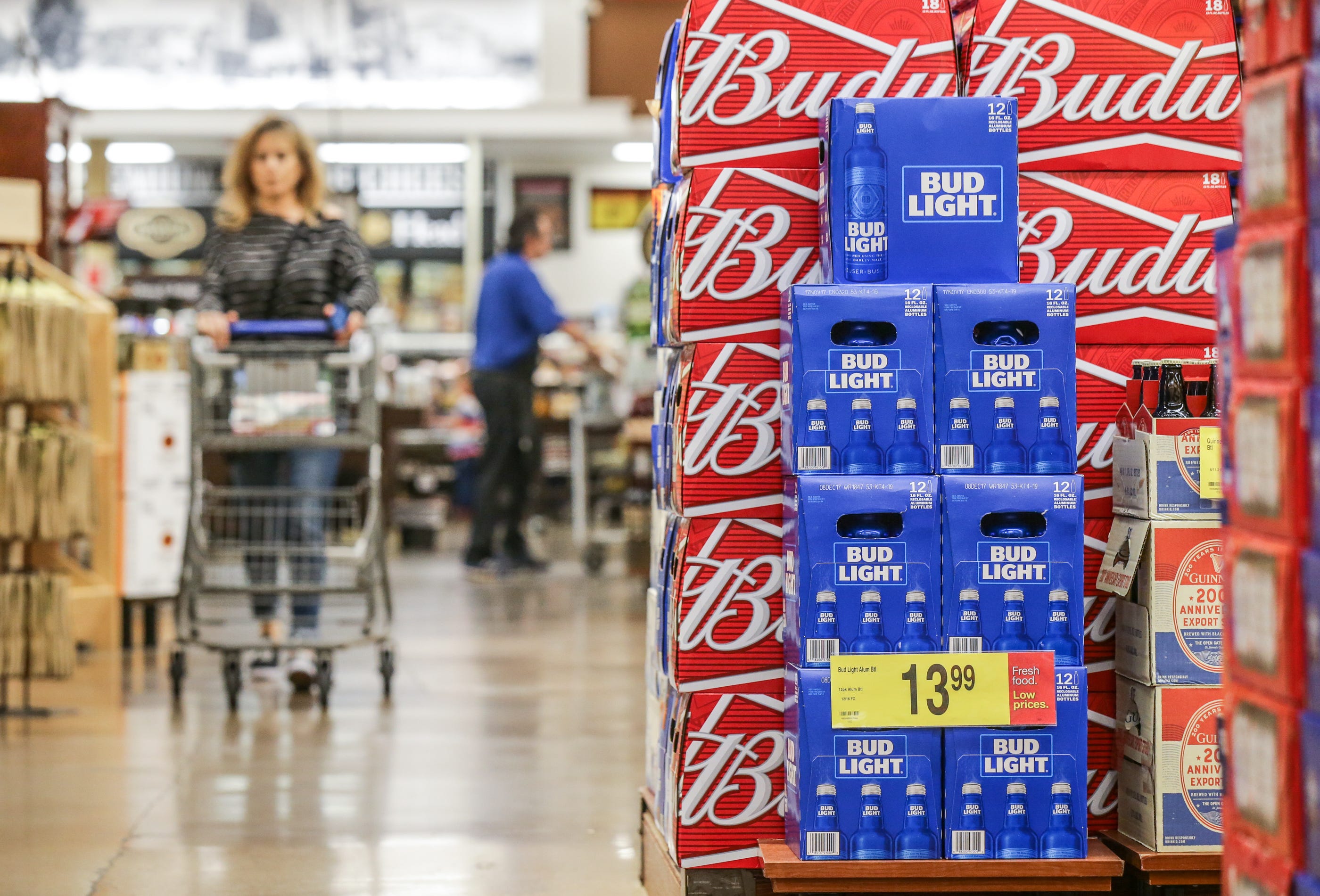 Truce between grocery, liquor stores could lead to Sunday alcohol sales in Indiana