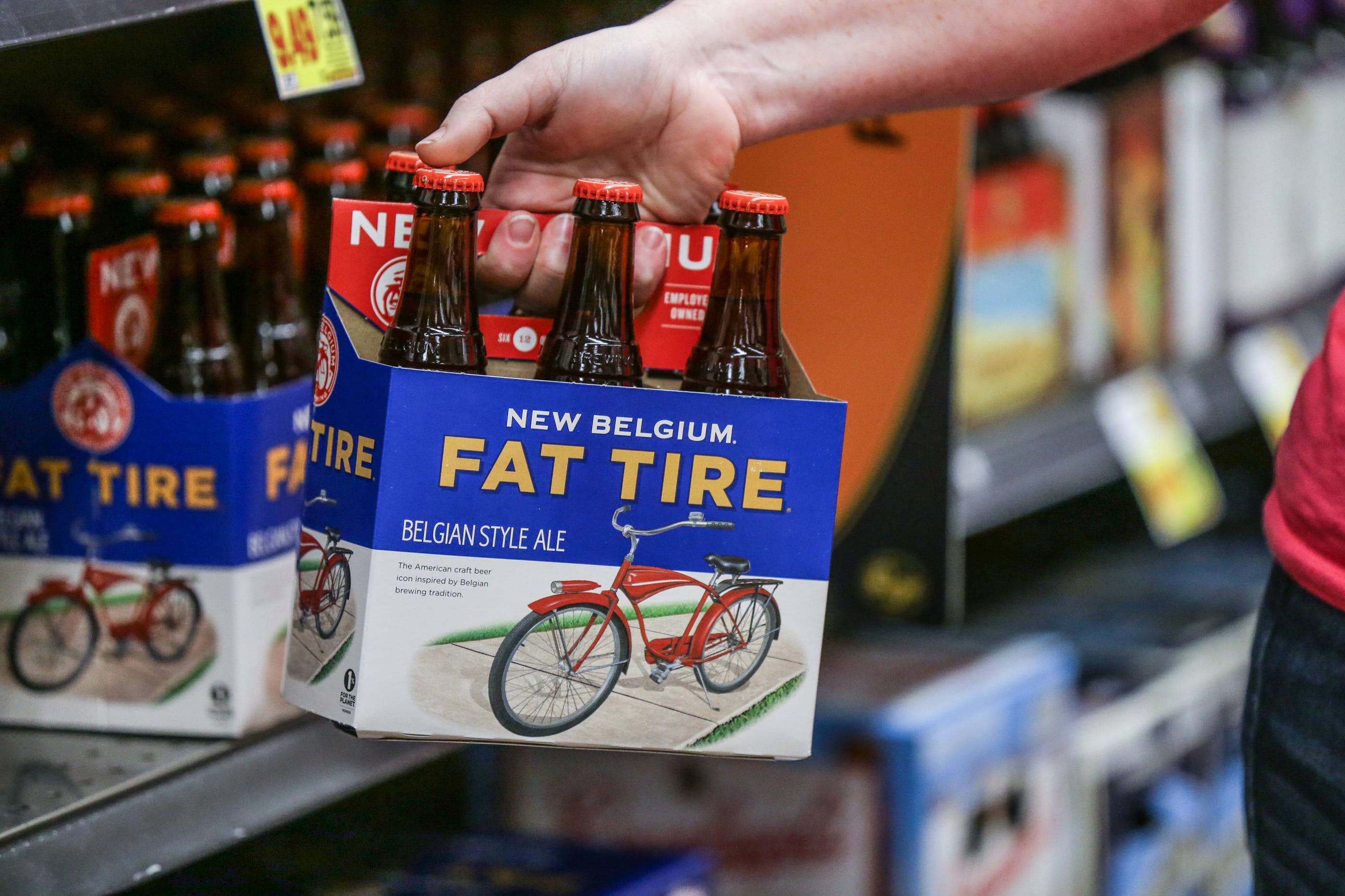 Poll: Hoosiers want Sunday alcohol sales, cold beer in stores