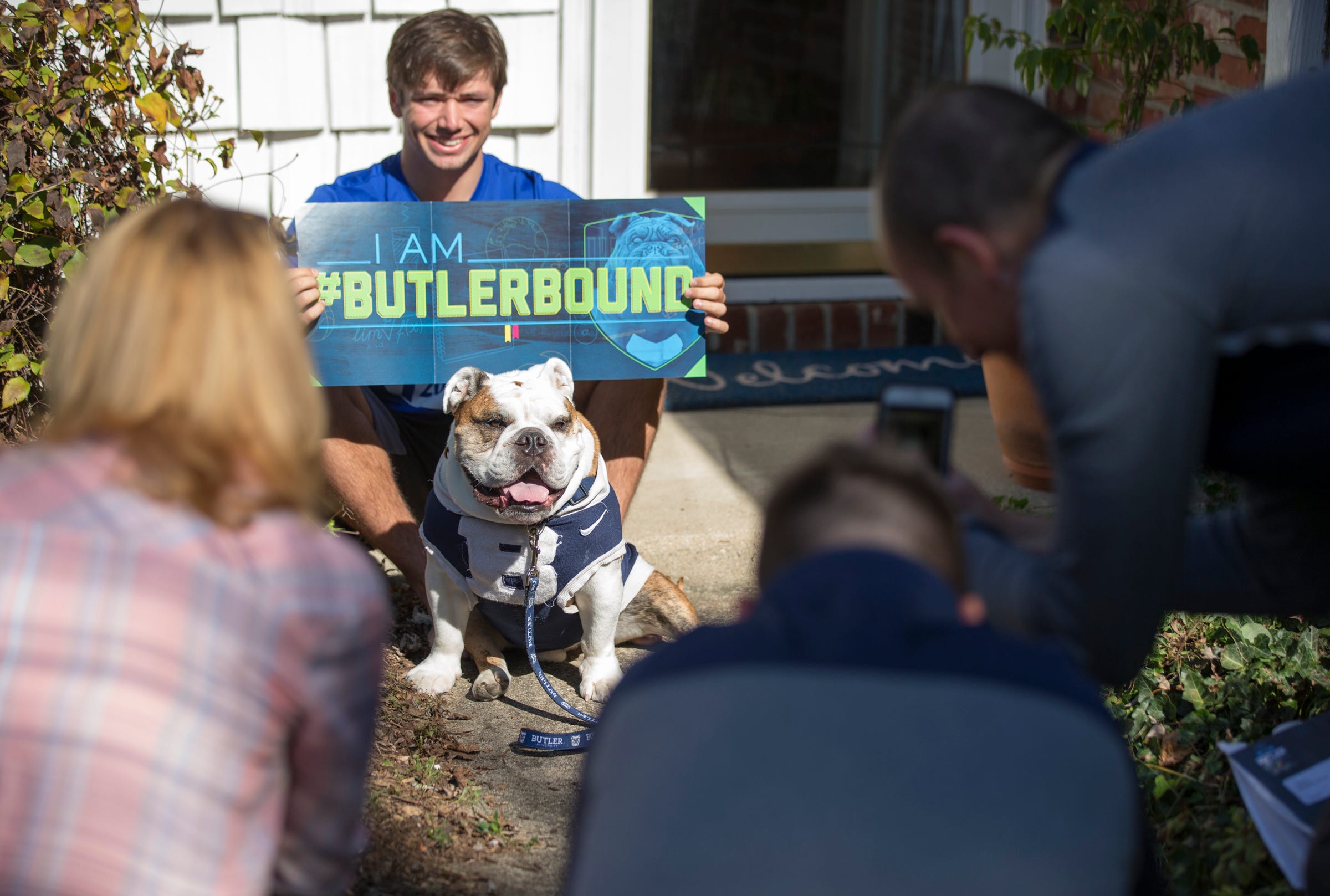 Butler University admission process goes to the dog, as mascot surprises prospective students