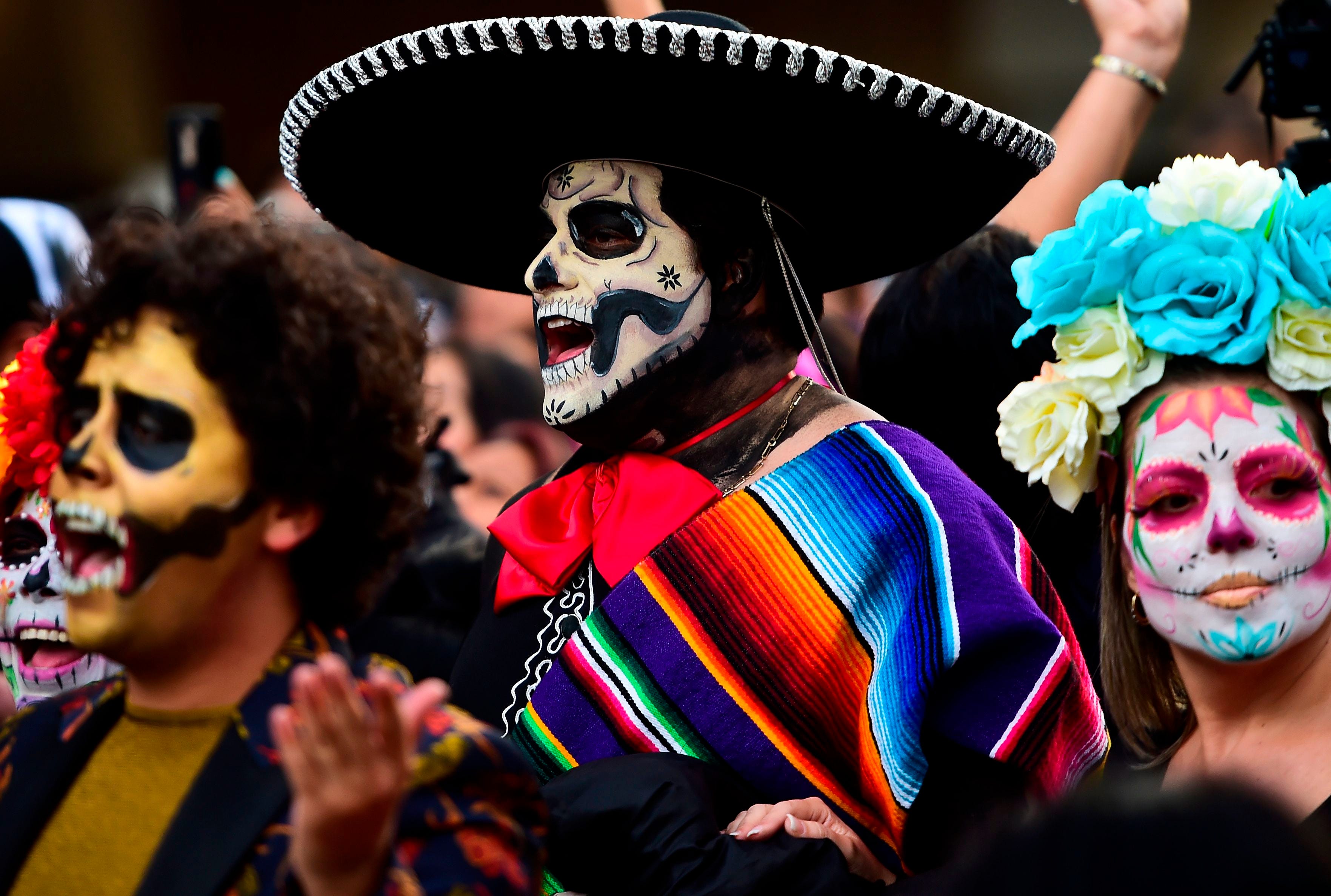 Disfraces muertos mexicanos