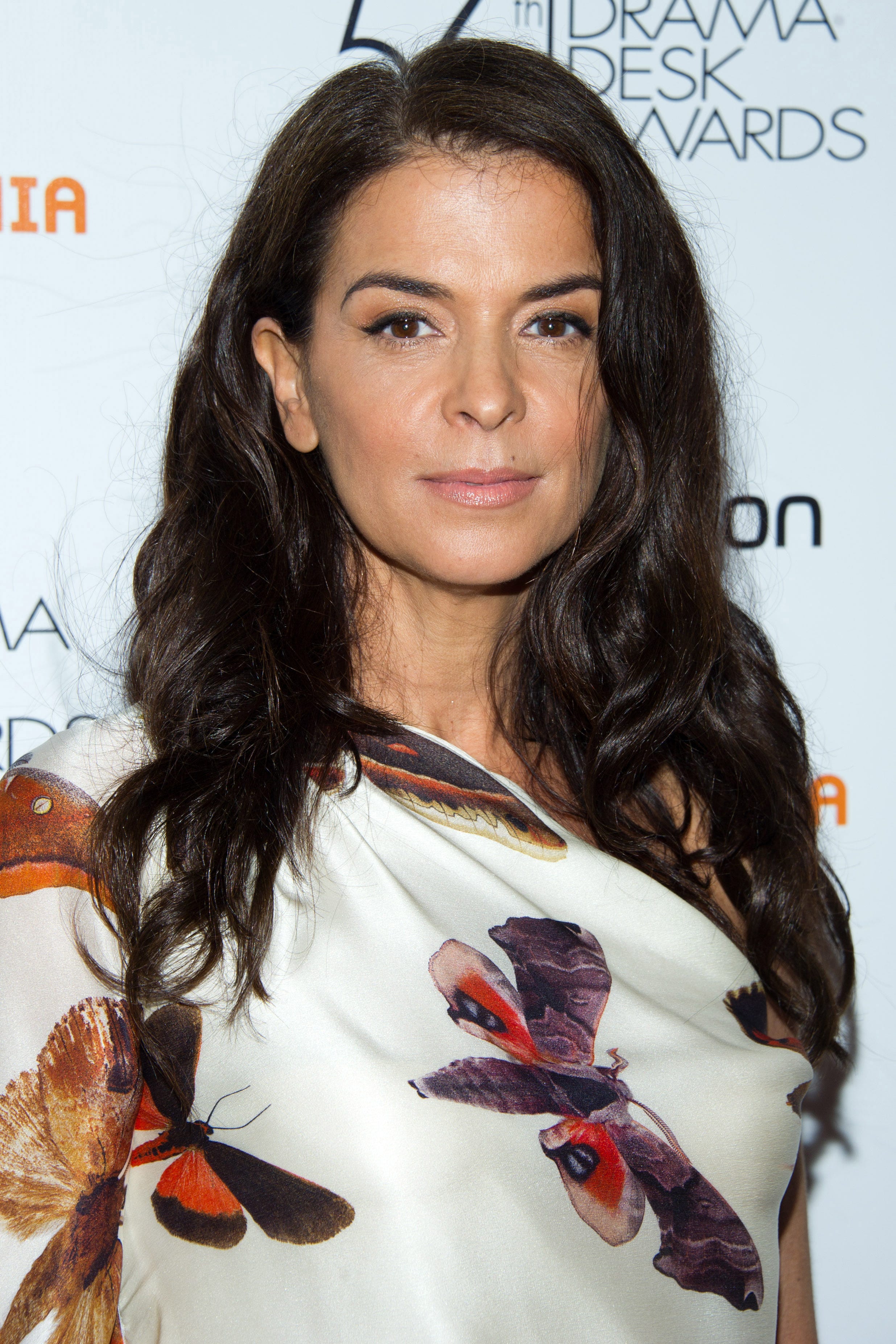 Annabella sciorra photos