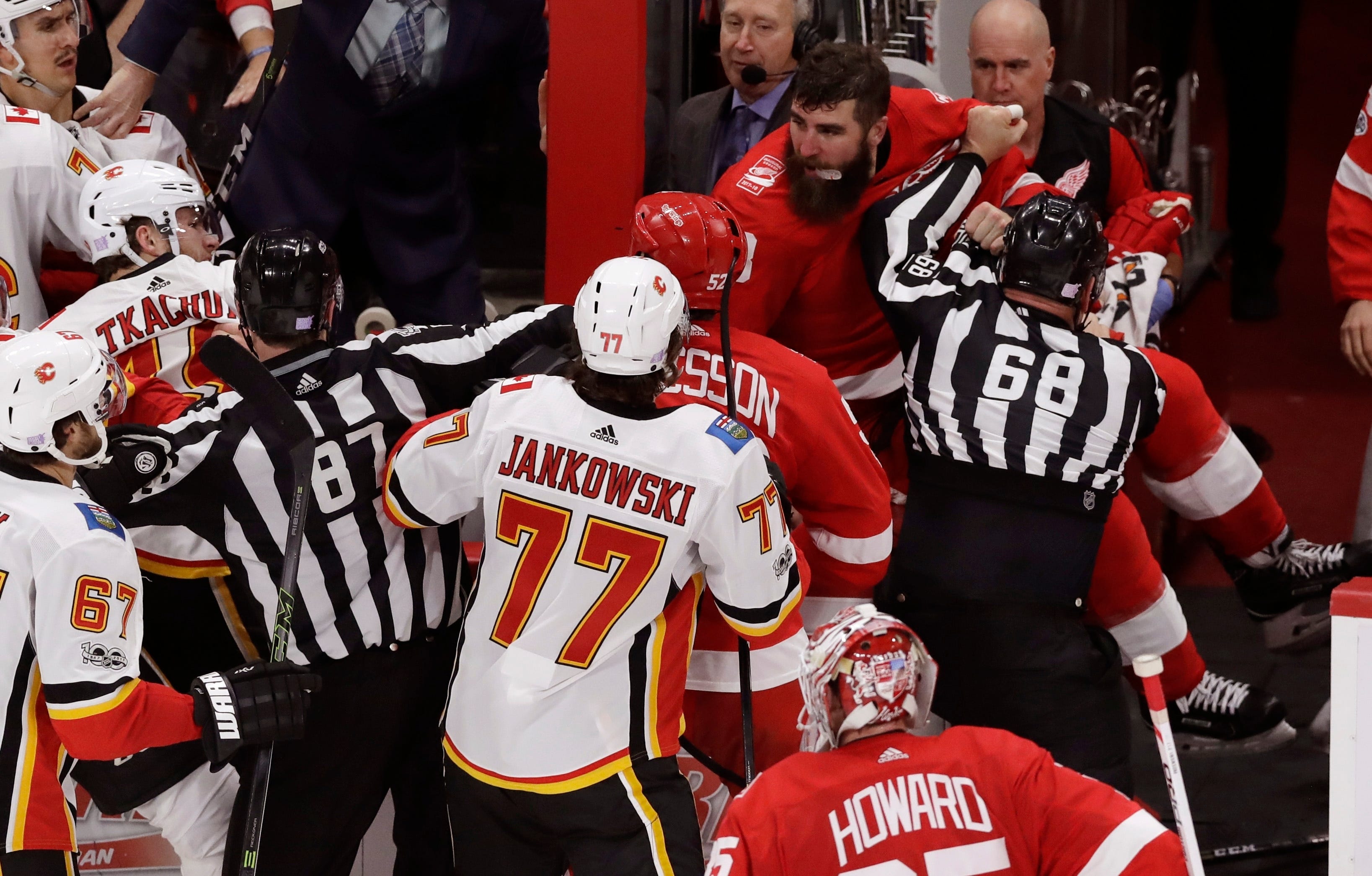 Red Wings' Luke Witkowski gets 10 games for post-brawl return to ice