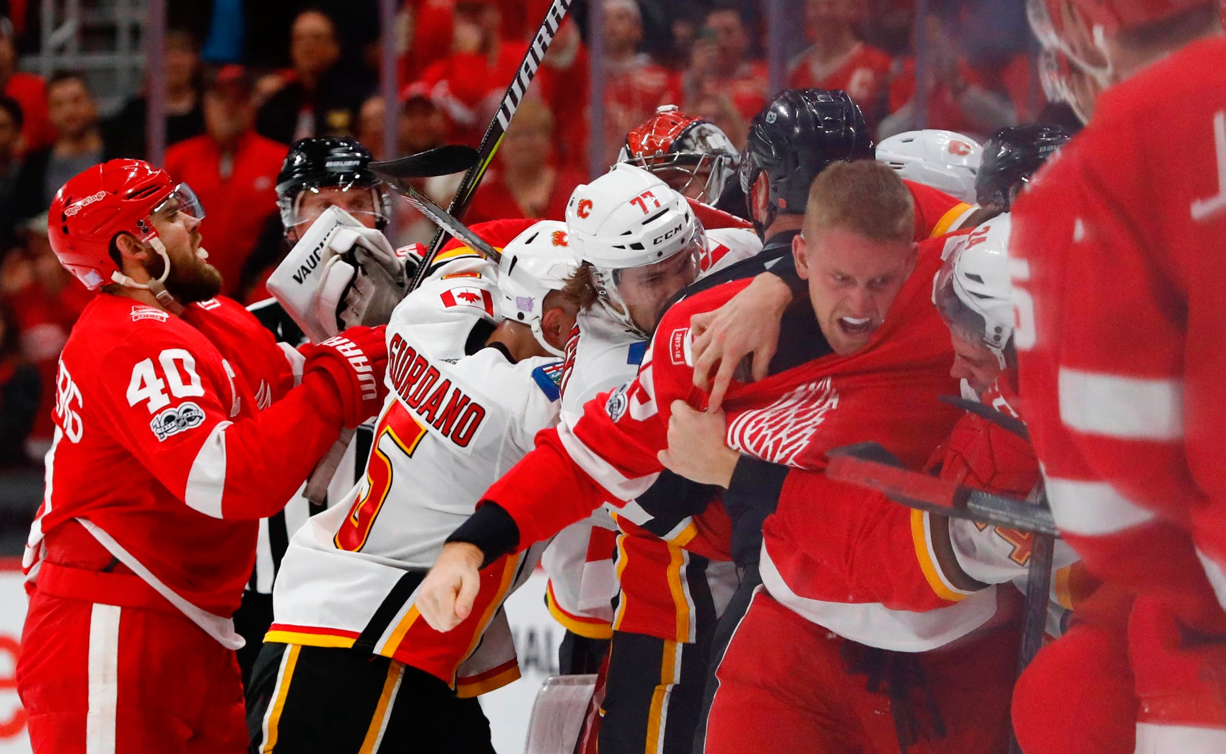 Brawls break out during Red Wings&apos; 8-2 win over Calgary Flames