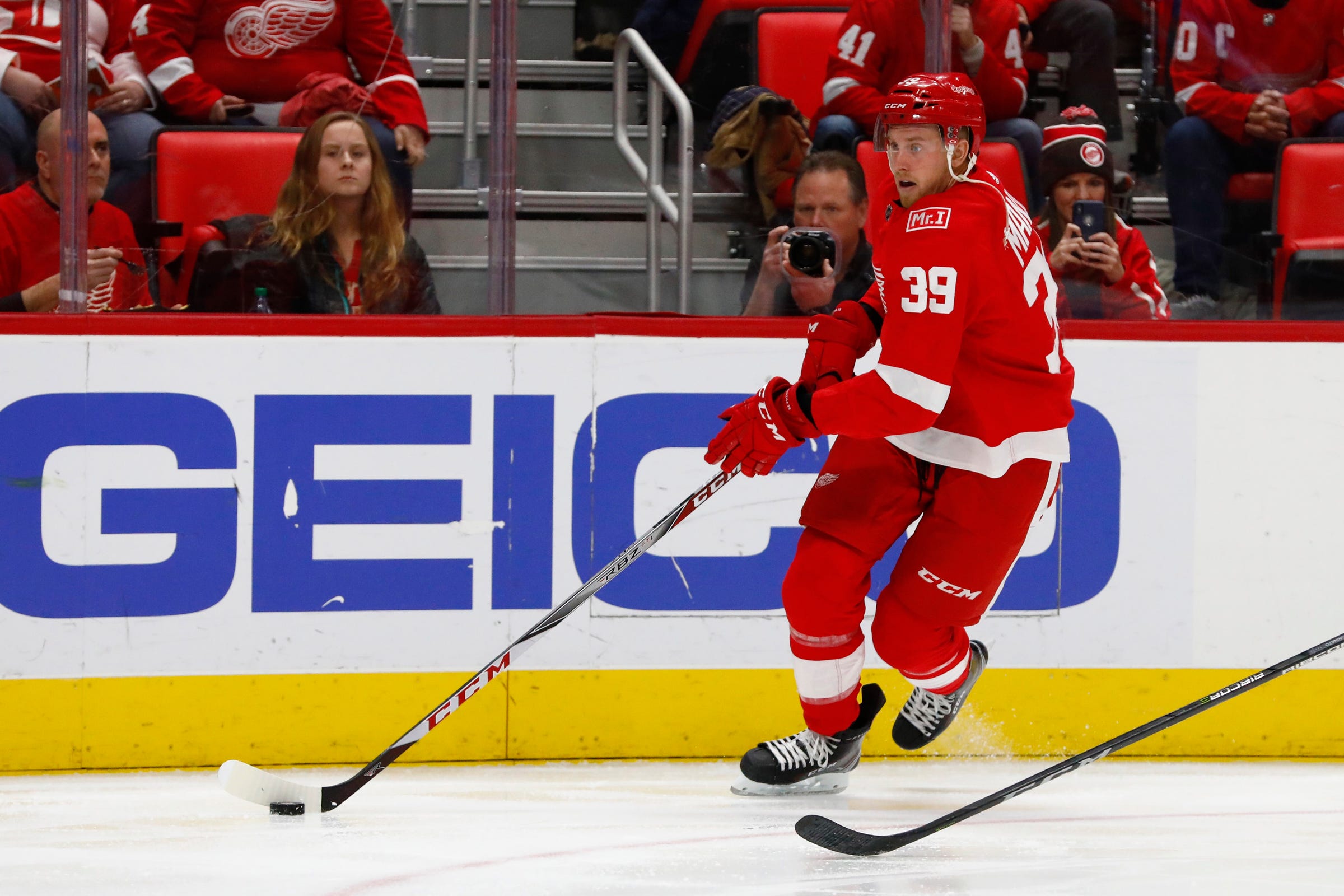 Red Wings&apos; Jeff Blashill challenges Anthony Mantha &apos;to be way better&apos;