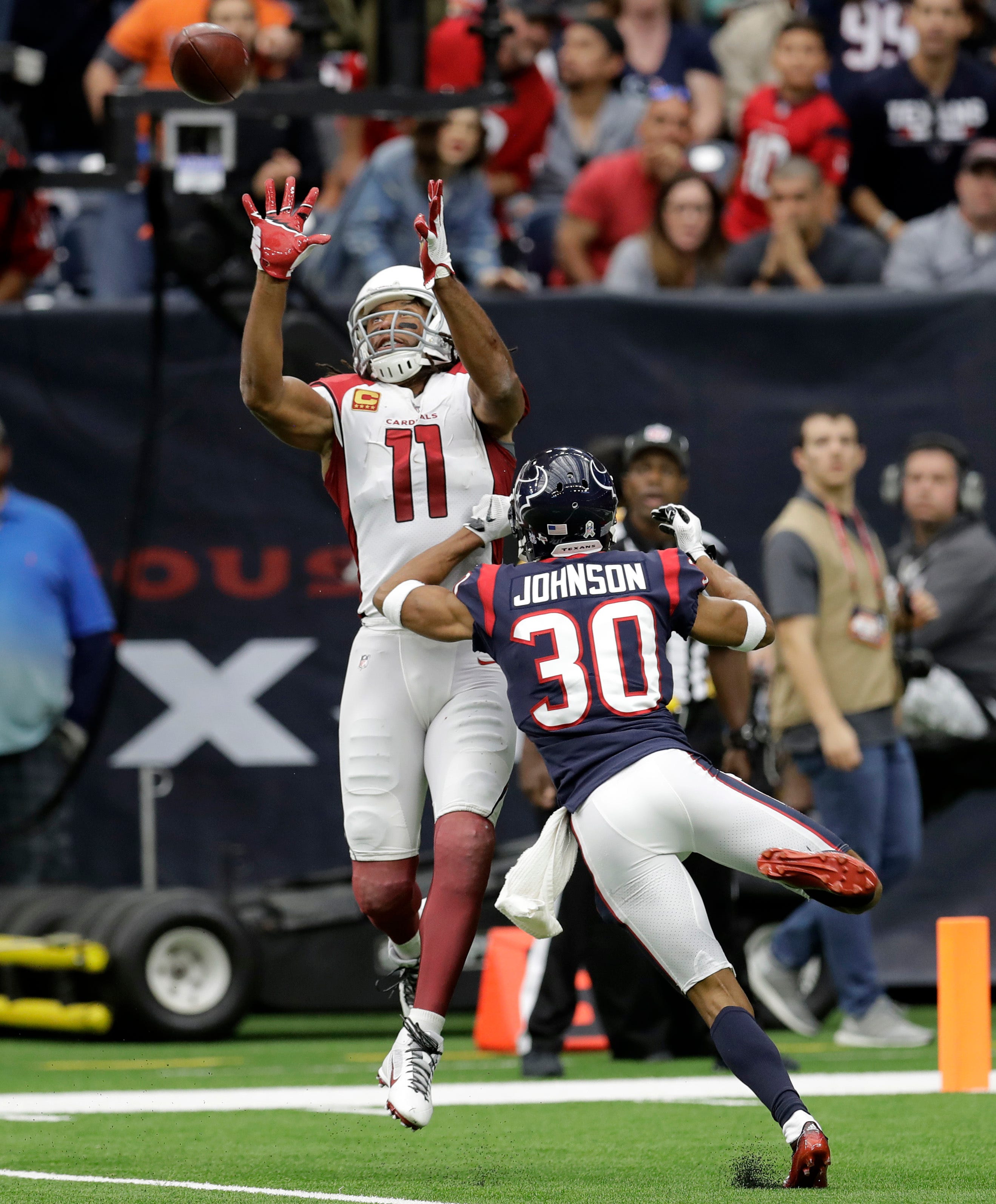 Foreman has 2 TDs to help Texans to 31-21 win over Cardinals