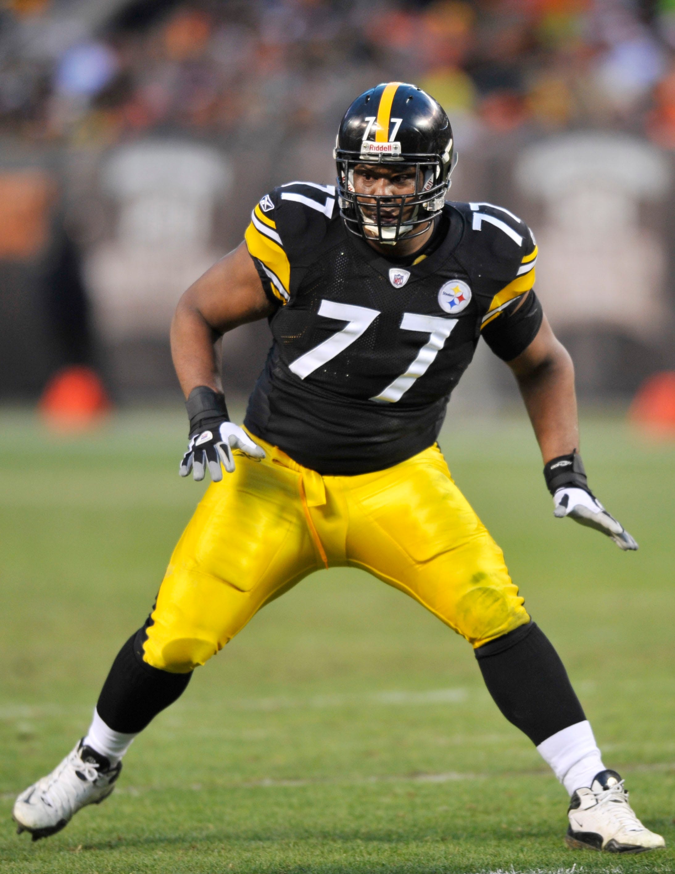 Steelers' Marcus Gilbert suspended four games for PED violation