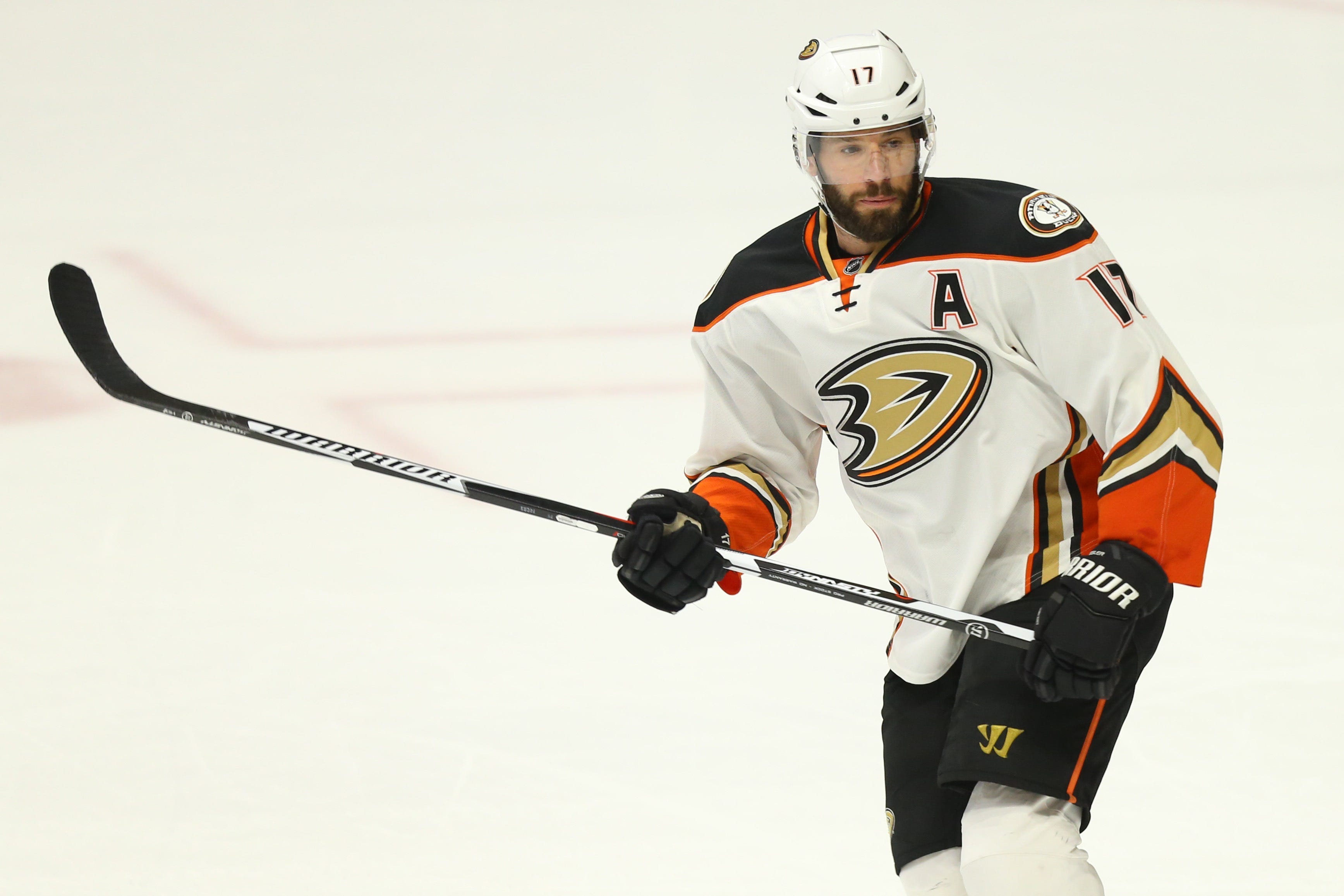 Ducks pull 'insensitive' video featuring naked Ryan Kesler